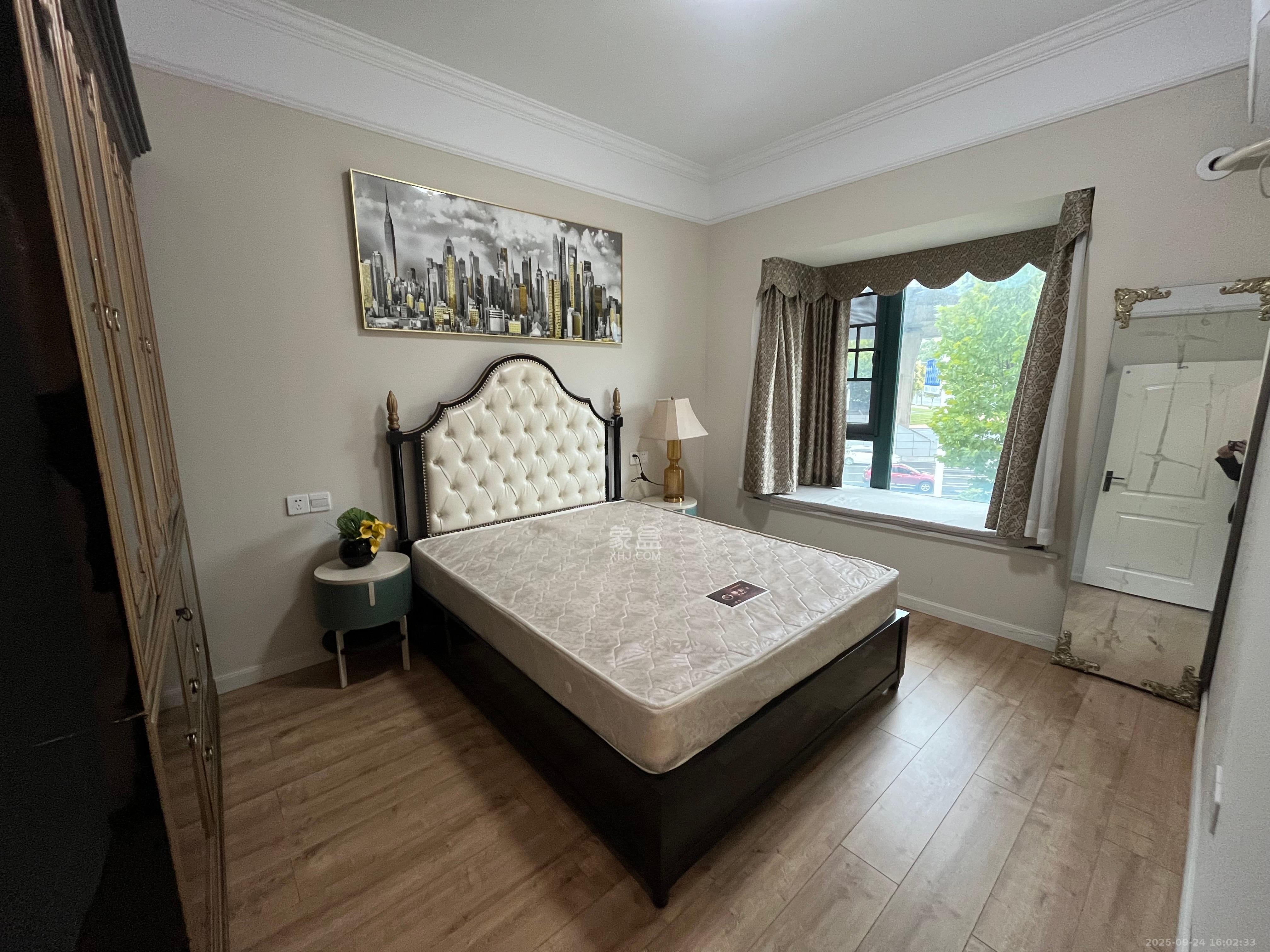 恒大雅苑  3室2厅2卫    3000.0元/月室内图