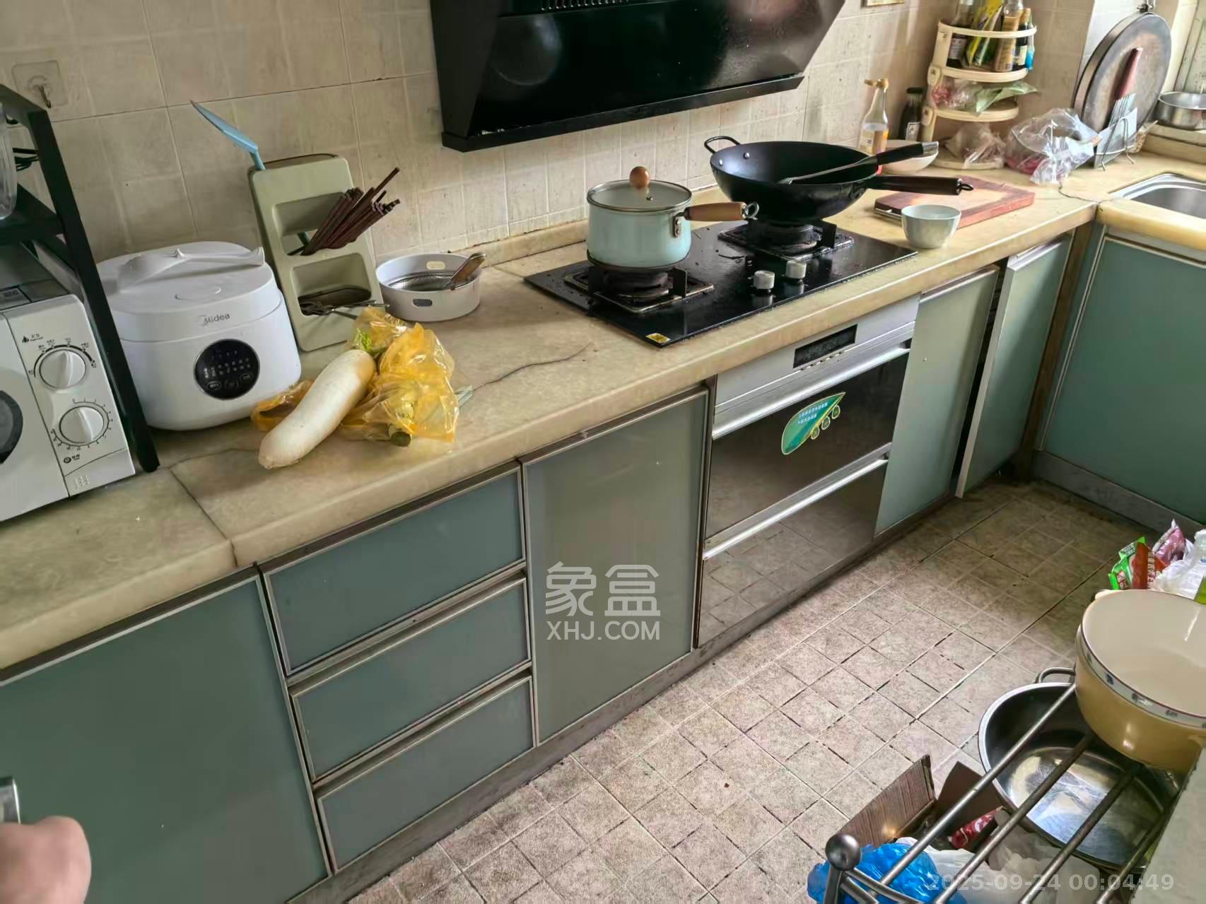 西子湖畔沃府 3室2厅2卫 2500.0元/月 西子湖畔沃府 3室2厅2卫 2500.0元/月室内图