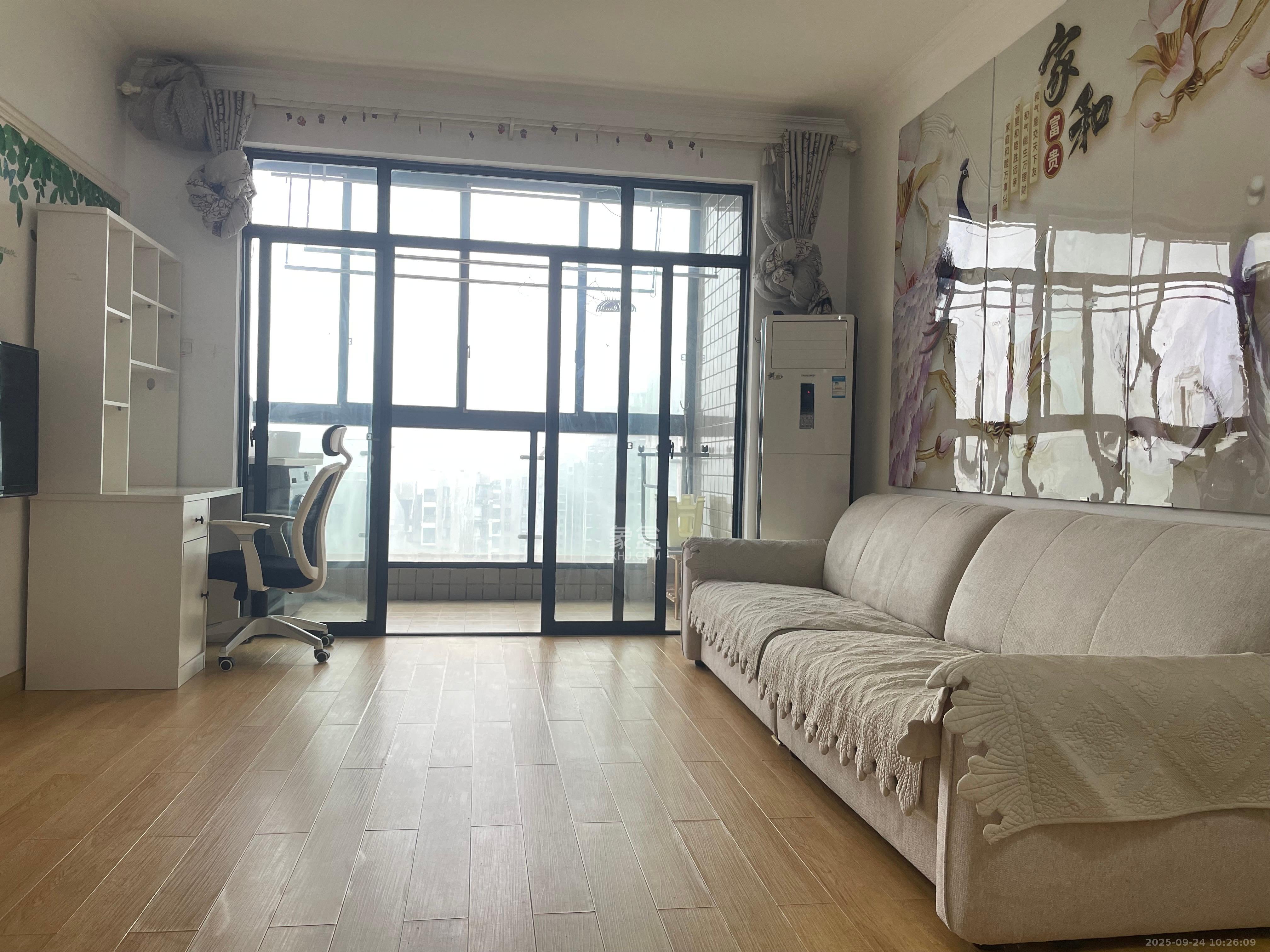 湘江世纪城赏江苑 2室2厅1卫 2000.0元/月 湘江世纪城赏江苑 2室2厅1卫 2000.0元/月室内图