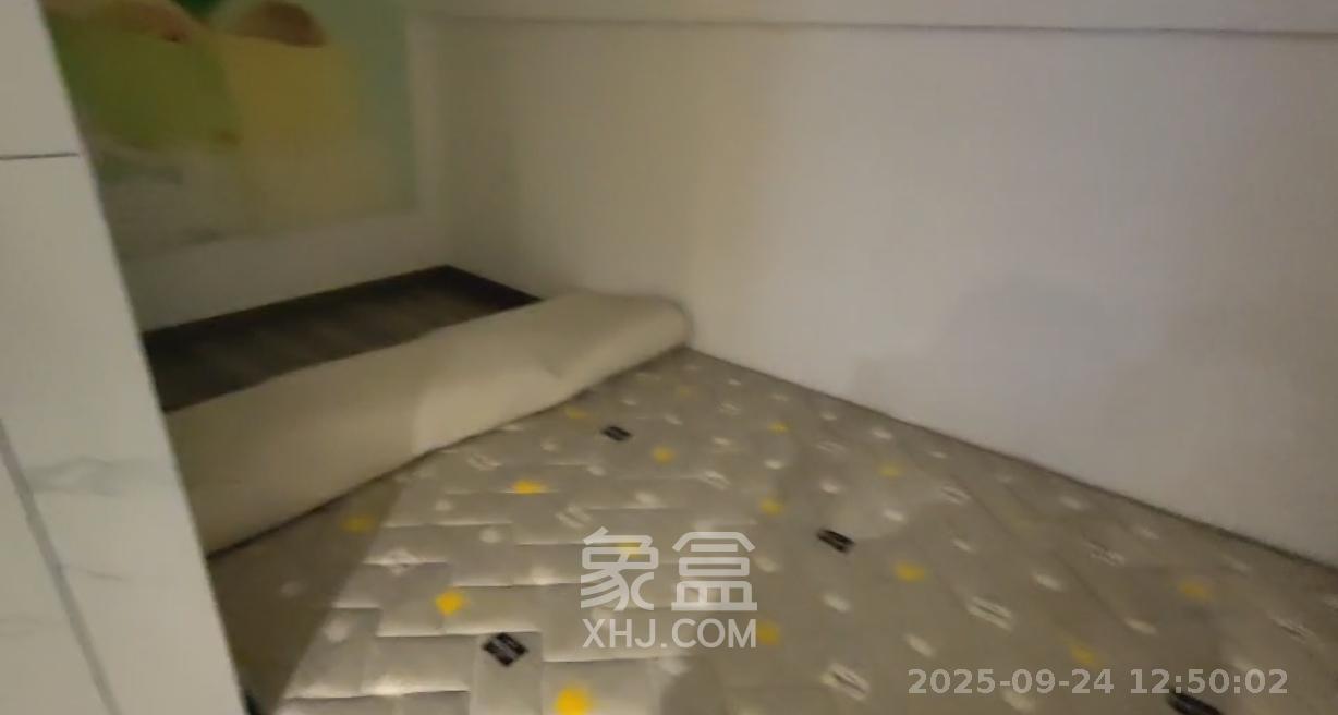 龙湖新壹城 1室1厅1卫 1500.0元/月 龙湖新壹城 1室1厅1卫 1500.0元/月室内图