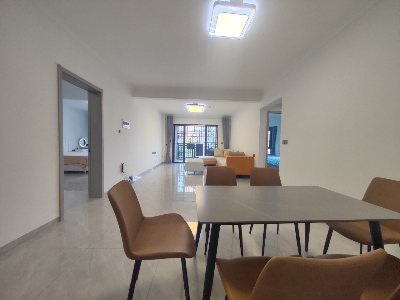 和谐家园(锦和广场) 3室2厅2卫 4300.0元/月 和谐家园(锦和广场) 3室2厅2卫 4300.0元/月室内图