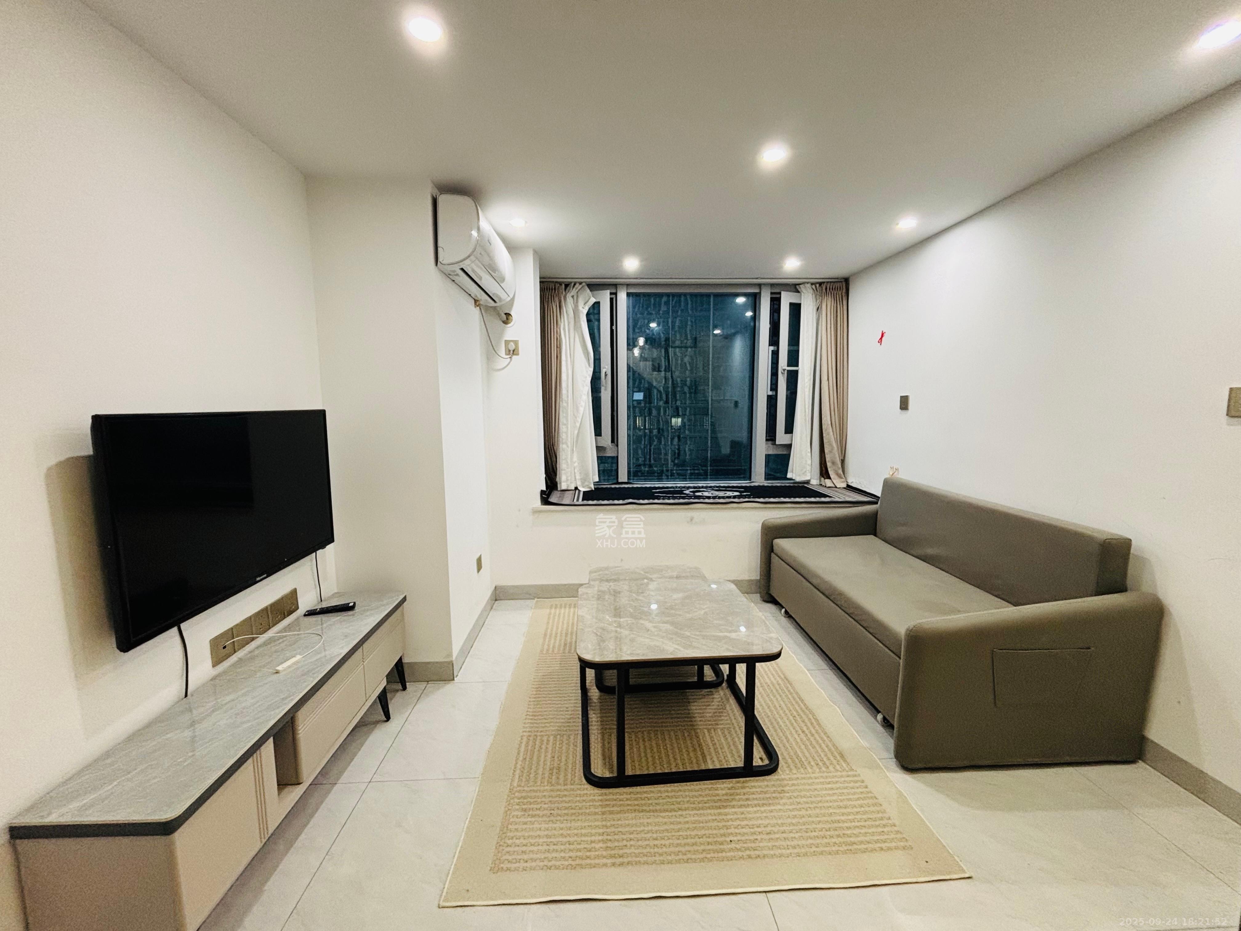 福晟翡翠湾 2室1厅1卫 1800.0元/月 福晟翡翠湾 2室1厅1卫 1800.0元/月室内图