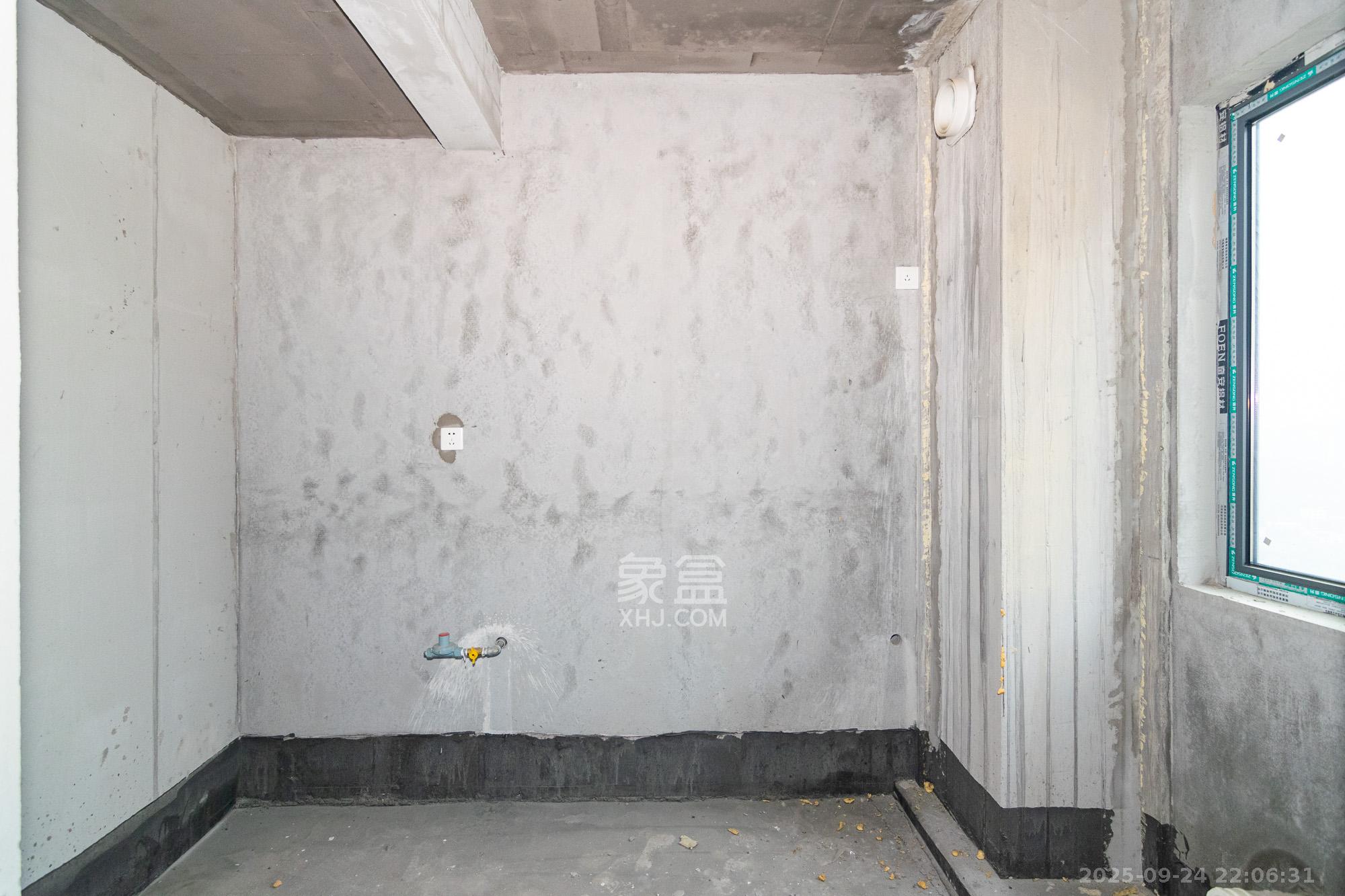 澳海谷山府  3室2厅2卫    78.0万厨房