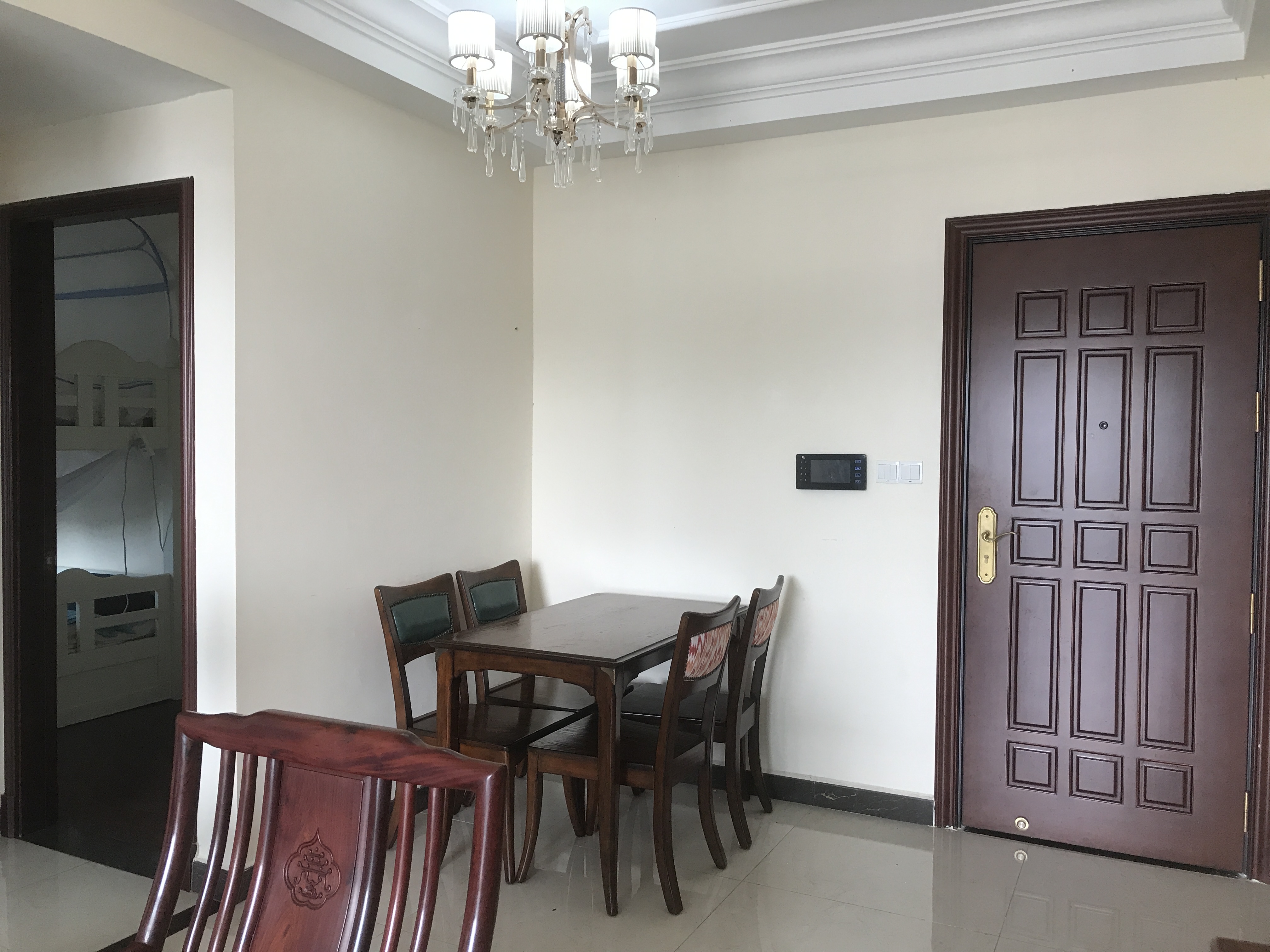 恒大海口文化旅游城  3室2厅1卫    90.0万 恒大海口文化旅游城  3室2厅1卫    90.0万客厅