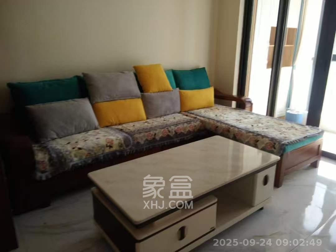 碧桂园公园壹号(凯怡茗苑) 3室2厅1卫 1700.0元/月 碧桂园公园壹号(凯怡茗苑) 3室2厅1卫 1700.0元/月室内图