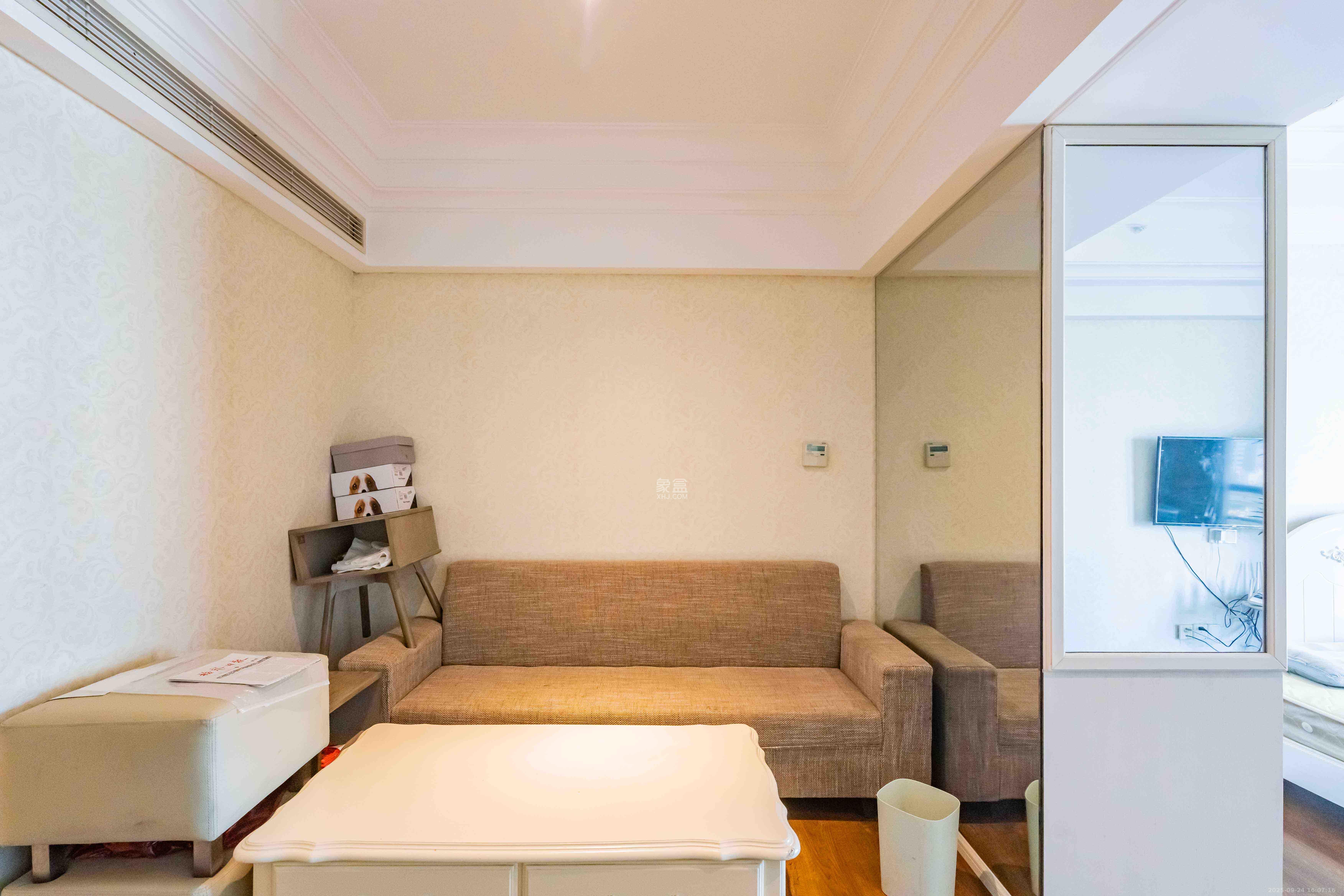 泊富公寓(泊富国际广场) 1室1厅1卫 2400.0元/月 泊富公寓(泊富国际广场) 1室1厅1卫 2400.0元/月室内图