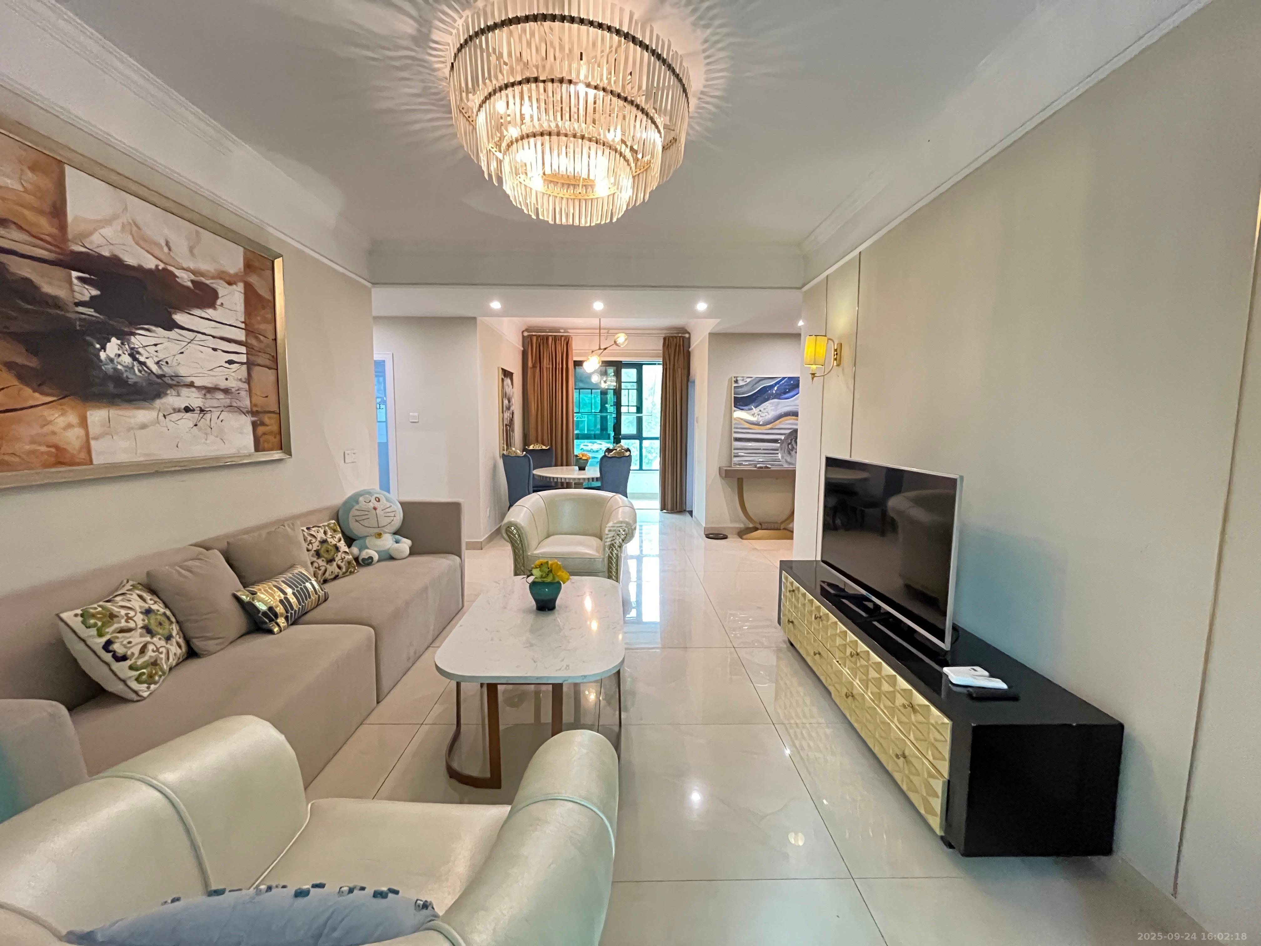 恒大雅苑  3室2厅2卫    3000.0元/月室内图