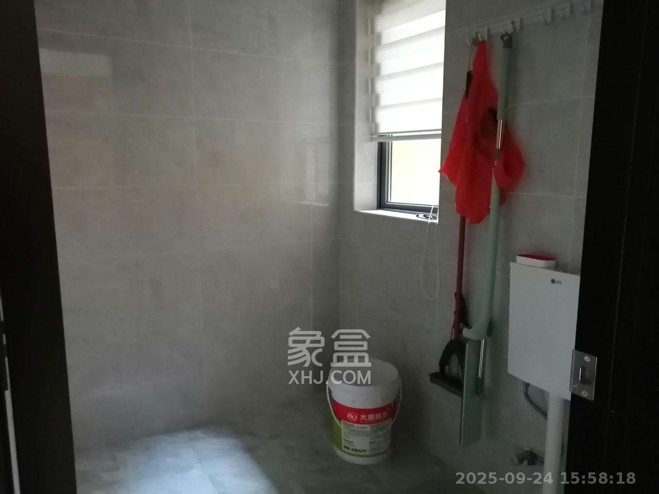澳海澜庭  2室2厅1卫    1500.0元/月室内图