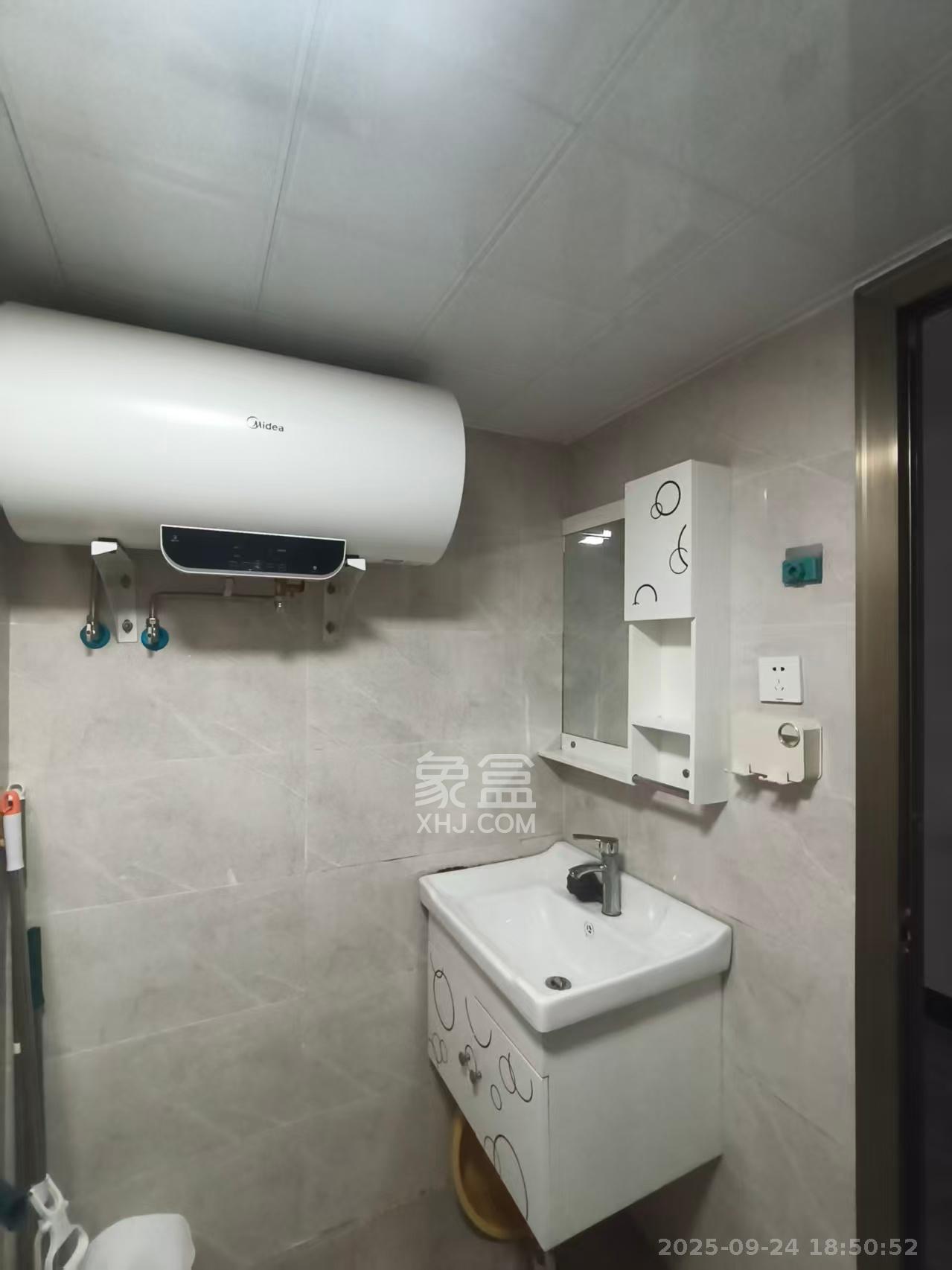 美林美寓 1室1厅1卫 2000.0元/月 美林美寓 1室1厅1卫 2000.0元/月室内图