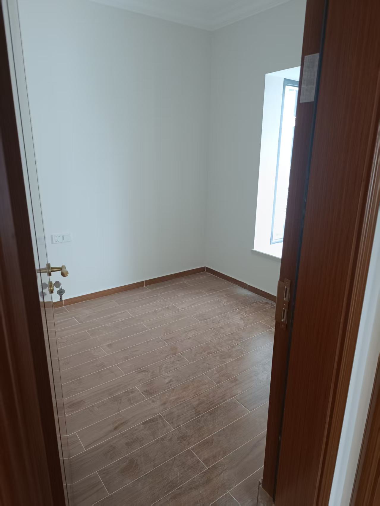 恒大美丽沙天宸湾 3室1厅1卫 3500.0元/月 恒大美丽沙天宸湾 3室1厅1卫 3500.0元/月室内图