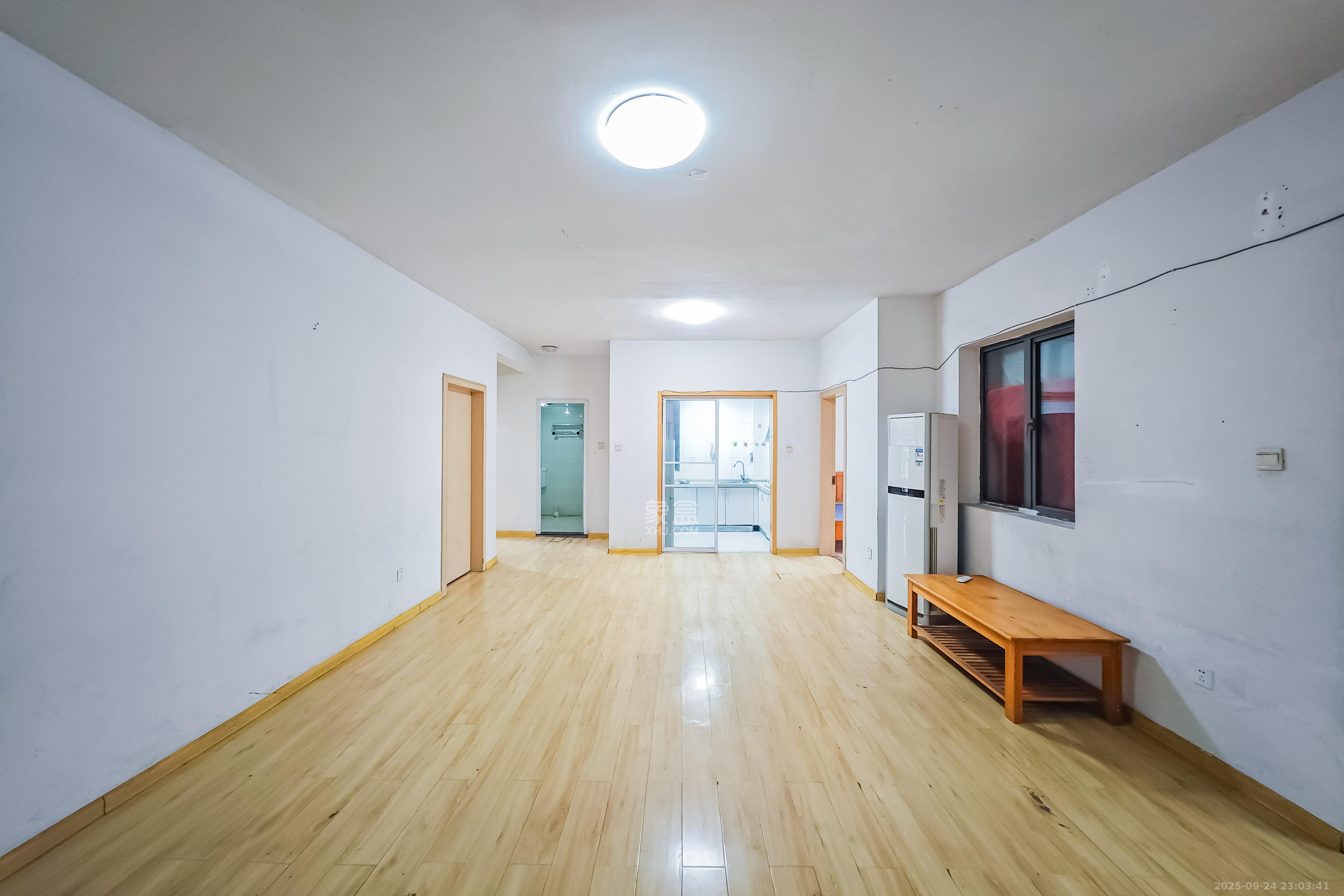 中城丽景香山园  3室2厅2卫    89.0万其他