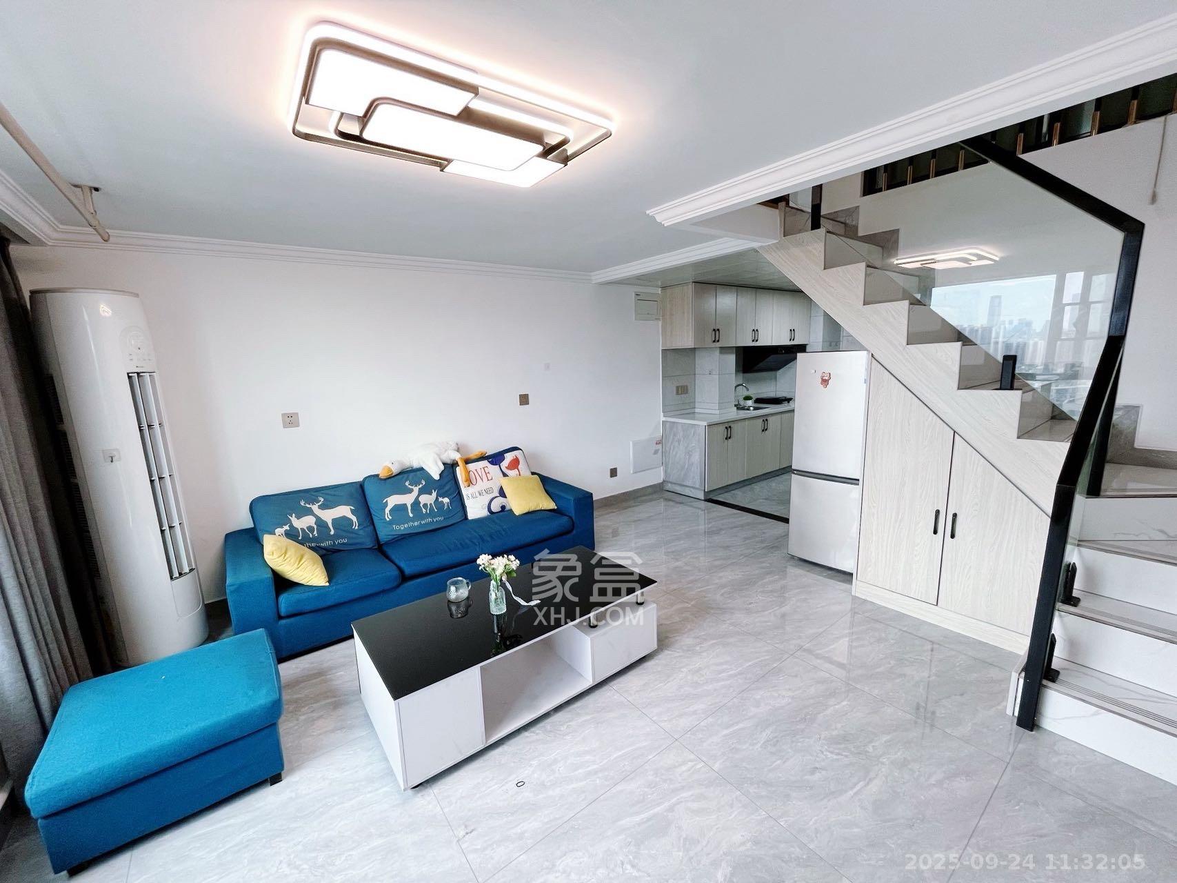 荣盛花语书苑 2室1厅1卫 2616.0元/月 荣盛花语书苑 2室1厅1卫 2616.0元/月室内图