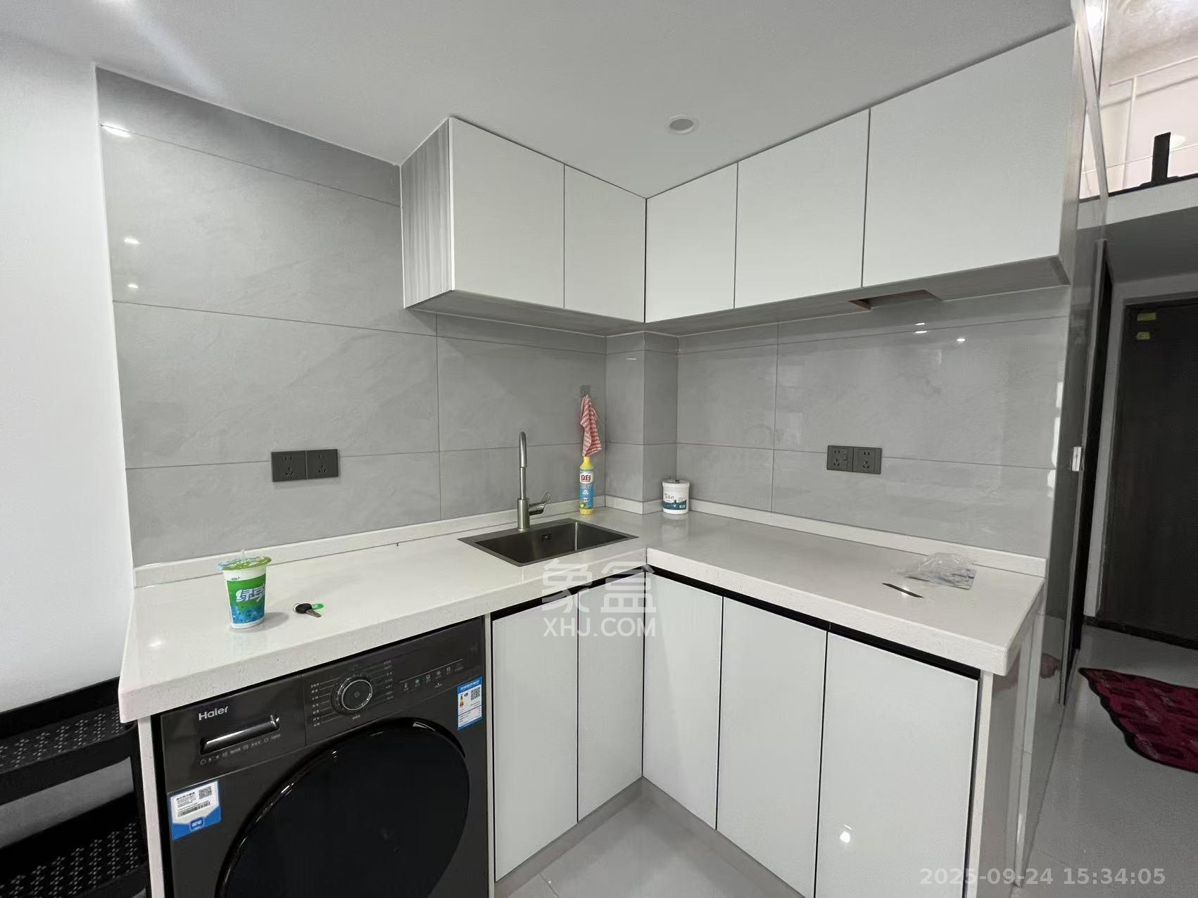 龙湖新壹城  1室0厅0卫    2000.0元/月 龙湖新壹城  1室0厅0卫    2000.0元/月室内图