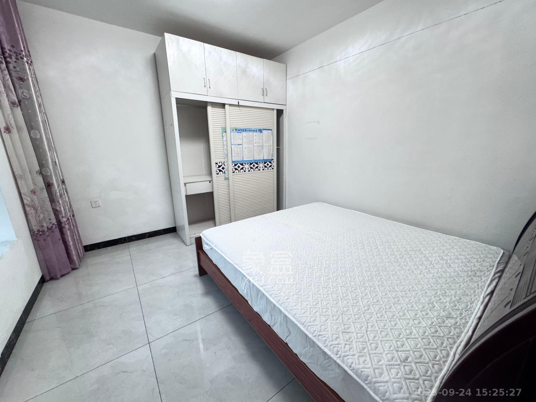 鄱阳佳郡 1室0厅0卫 1800.0元/月 鄱阳佳郡 1室0厅0卫 1800.0元/月室内图