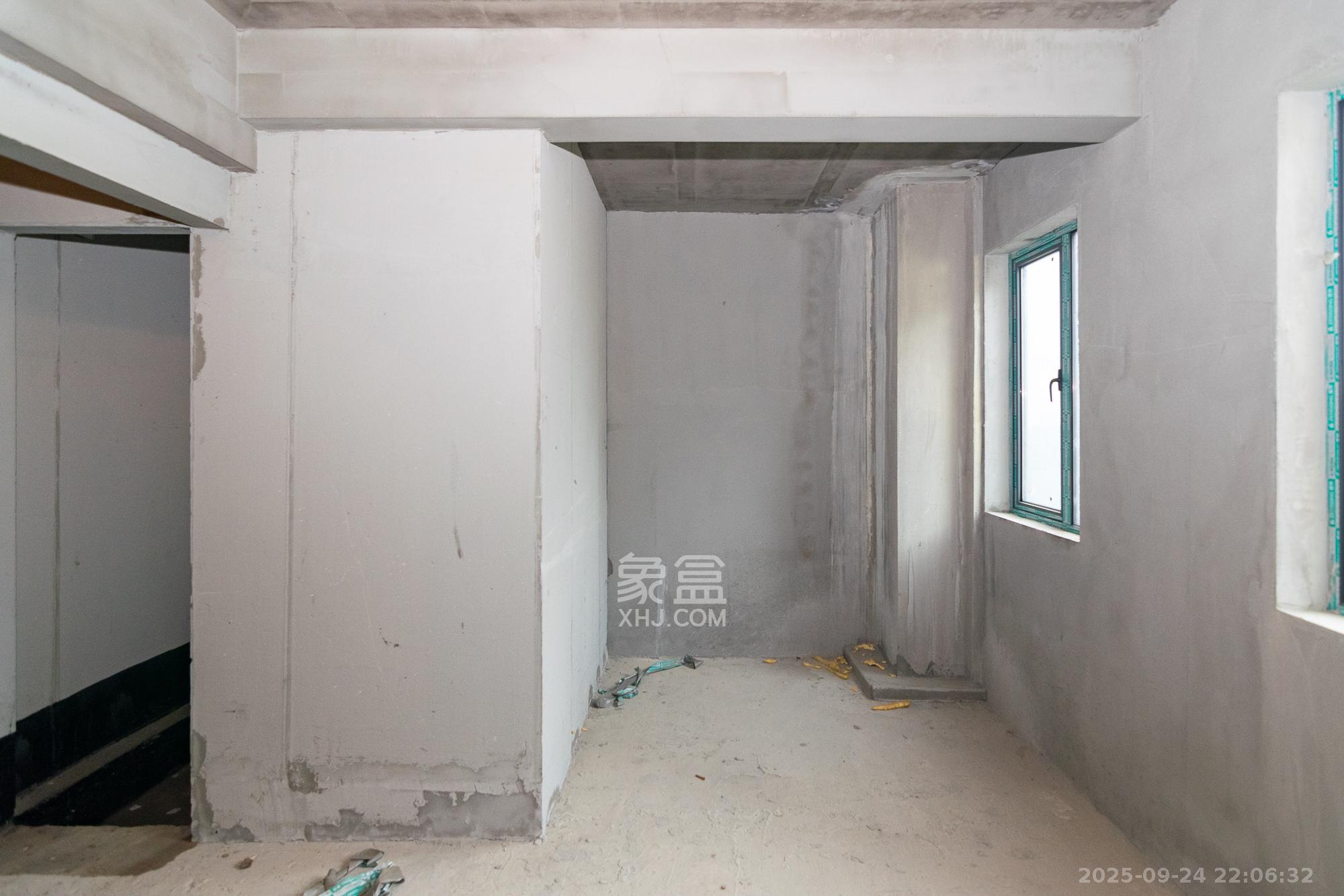 澳海谷山府  3室2厅2卫    78.0万卧室