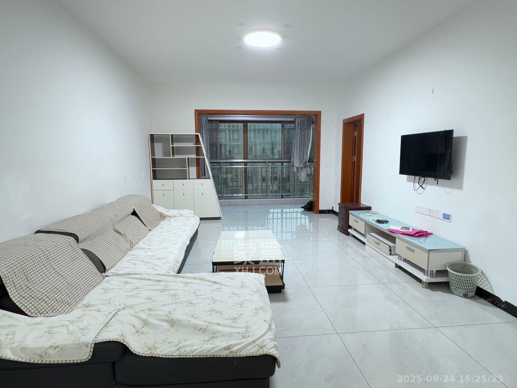 鄱阳佳郡 1室0厅0卫 1800.0元/月 鄱阳佳郡 1室0厅0卫 1800.0元/月室内图