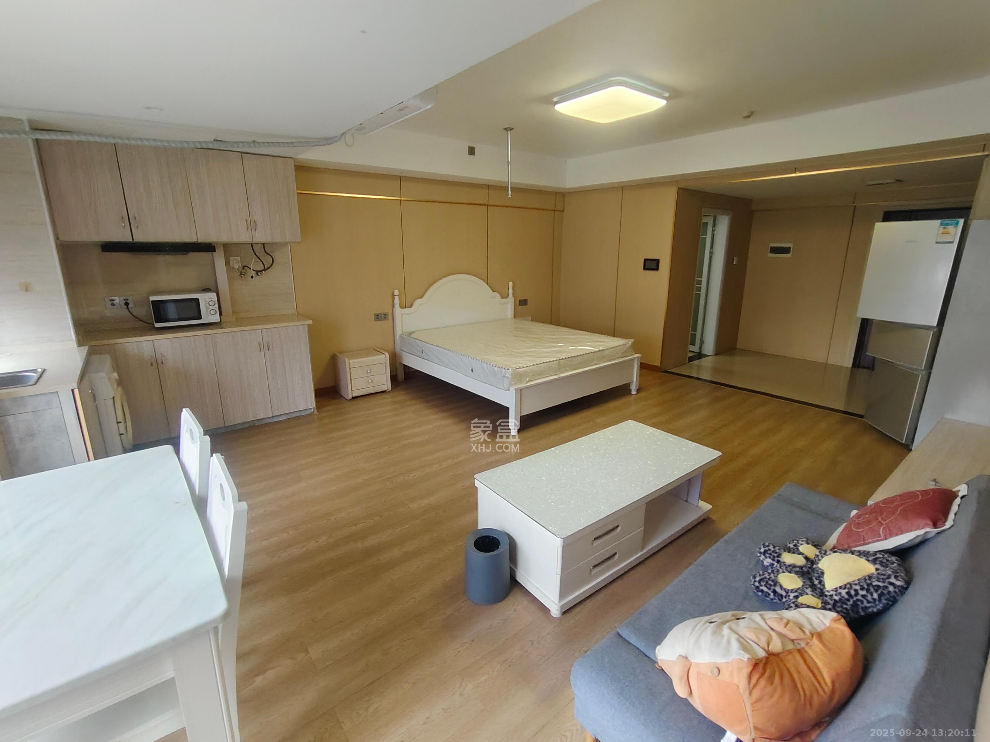 五一钻界 1室1厅1卫 3000.0元/月 五一钻界 1室1厅1卫 3000.0元/月室内图