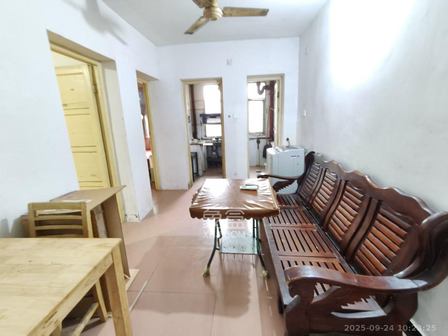 戥子桥散盘 2室1厅1卫 1600.0元/月 戥子桥散盘 2室1厅1卫 1600.0元/月室内图