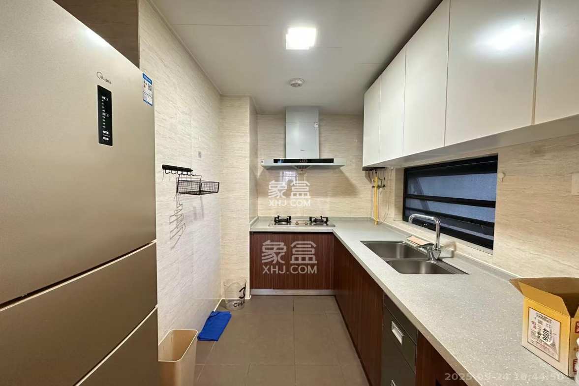 万科里金域国际 3室2厅2卫 4000.0元/月 万科里金域国际 3室2厅2卫 4000.0元/月室内图