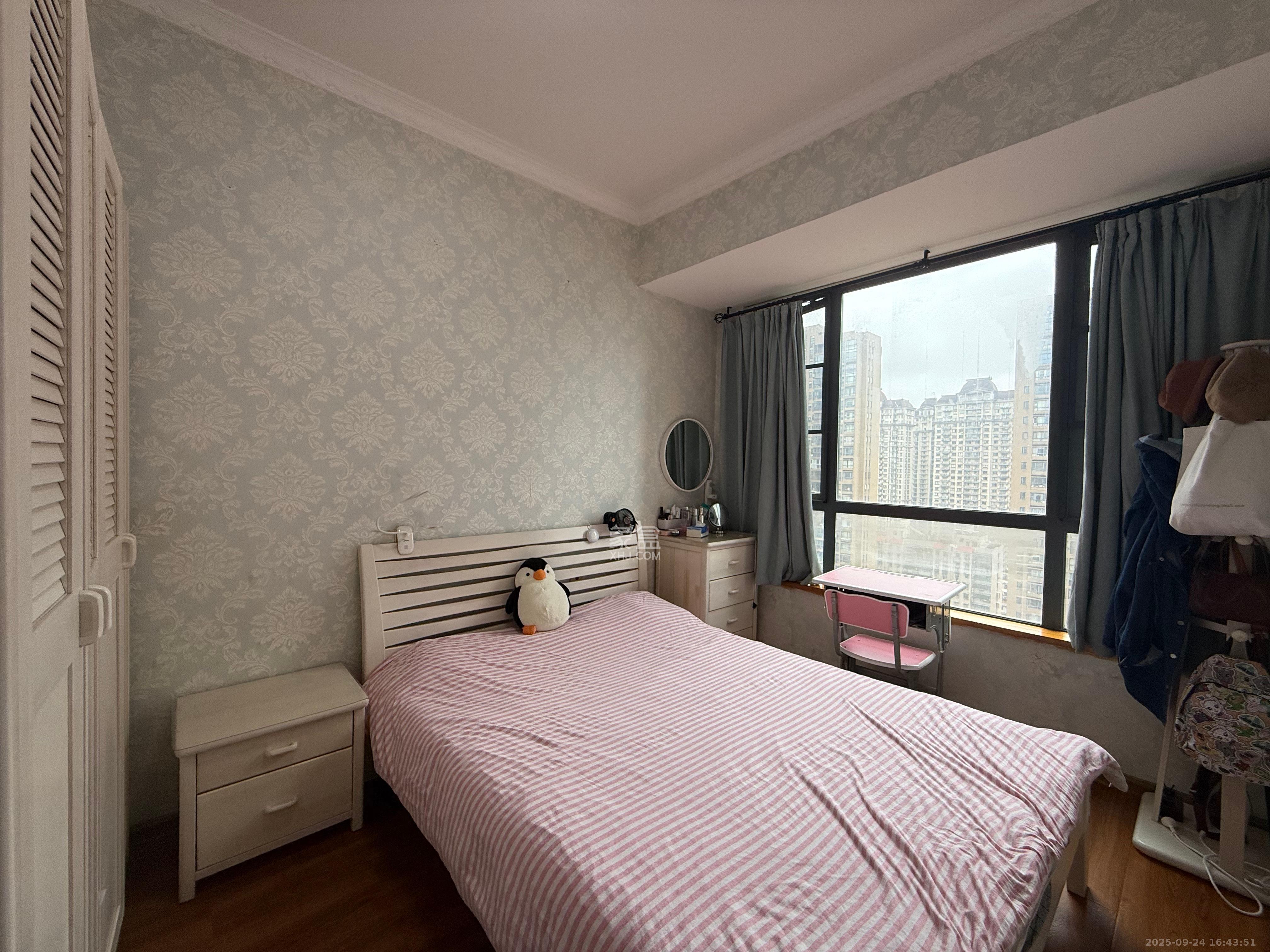 万博汇 2室1厅1卫 2400.0元/月 万博汇 2室1厅1卫 2400.0元/月室内图