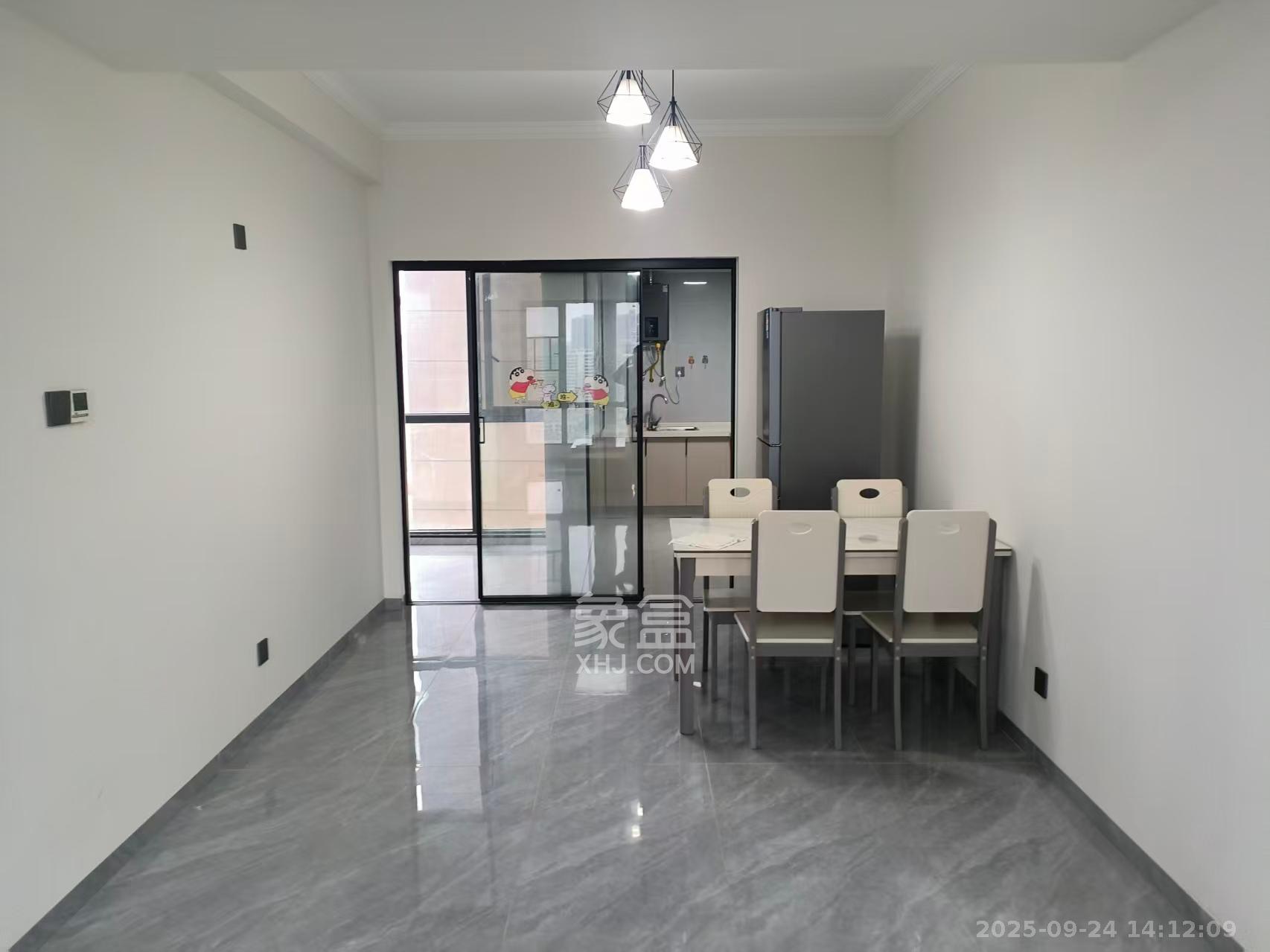 中扬国际  3室2厅1卫    3000.0元/月室内图