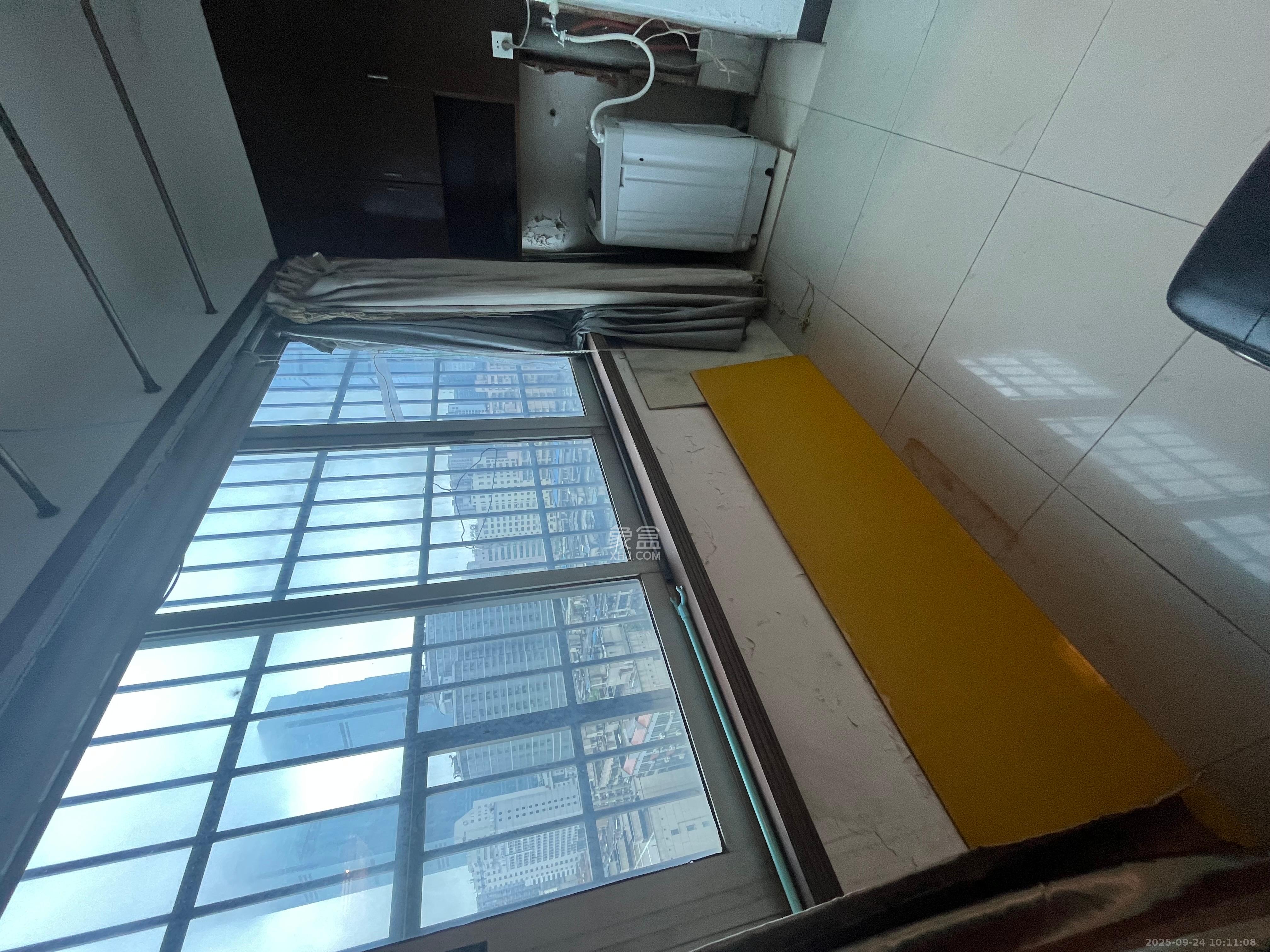 天心城市广场（黄金之城）  4室2厅1卫    3000.0元/月室内图