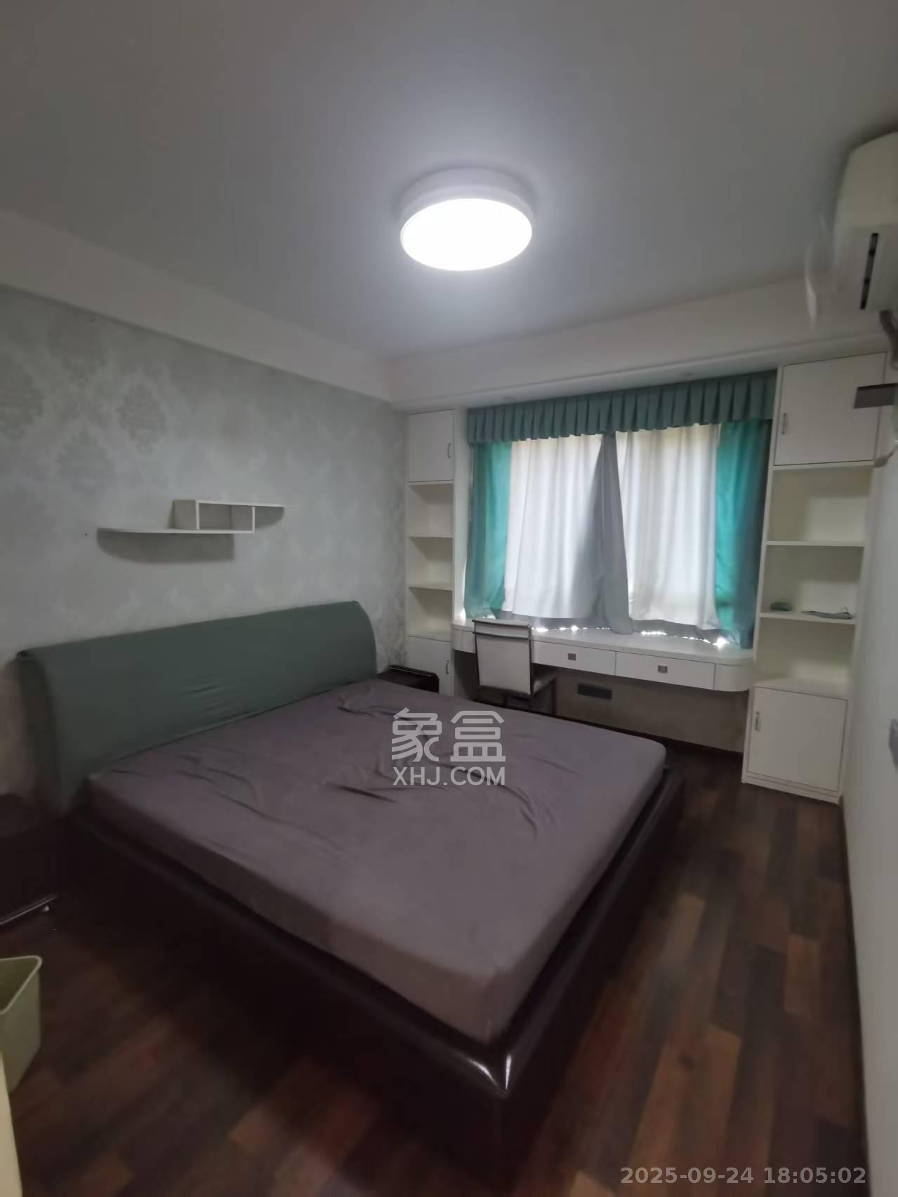 长城雅苑 3室2厅2卫 2600.0元/月 长城雅苑 3室2厅2卫 2600.0元/月室内图