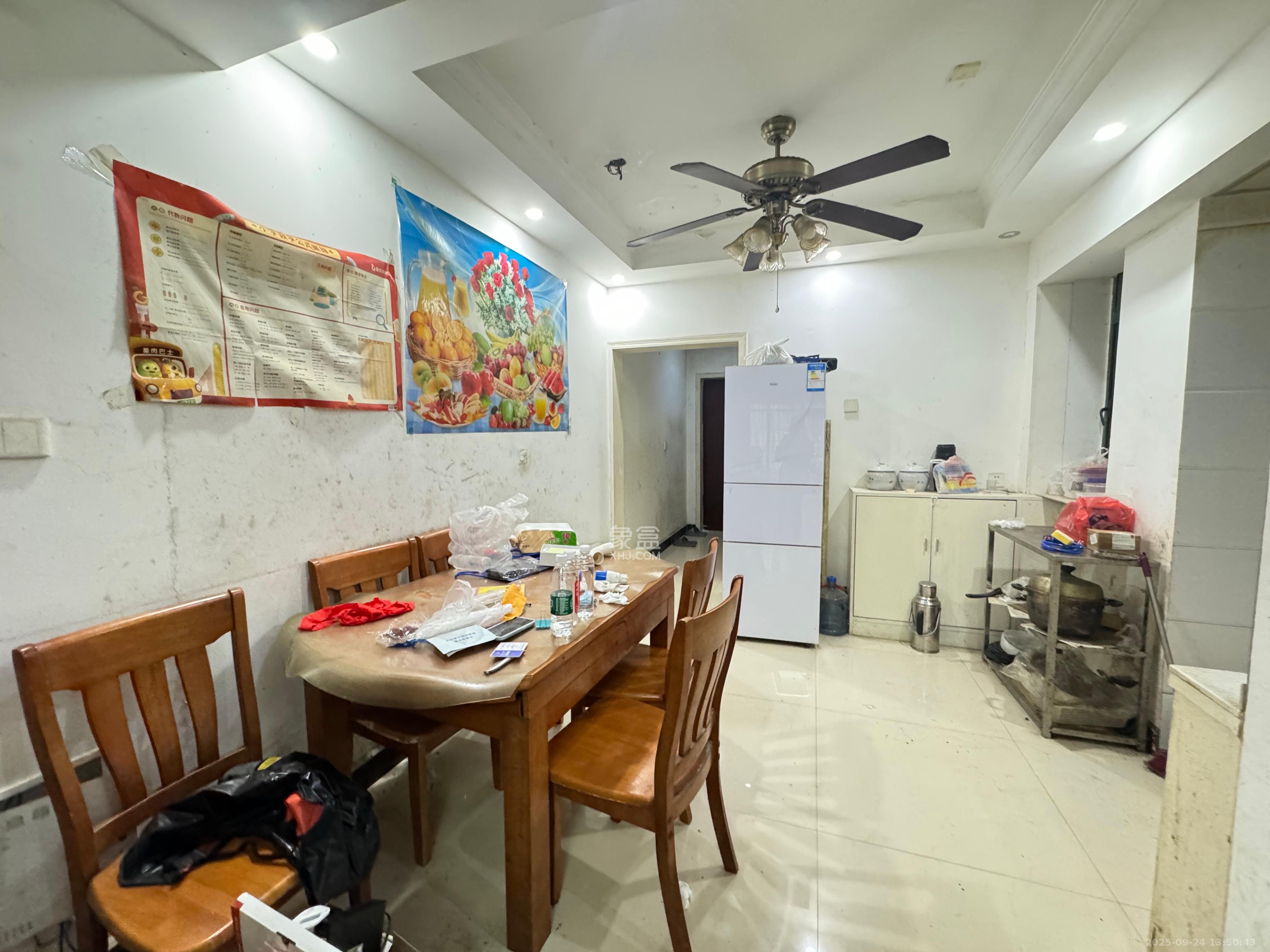 才子佳郡 3室2厅1卫 1700.0元/月 才子佳郡 3室2厅1卫 1700.0元/月室内图