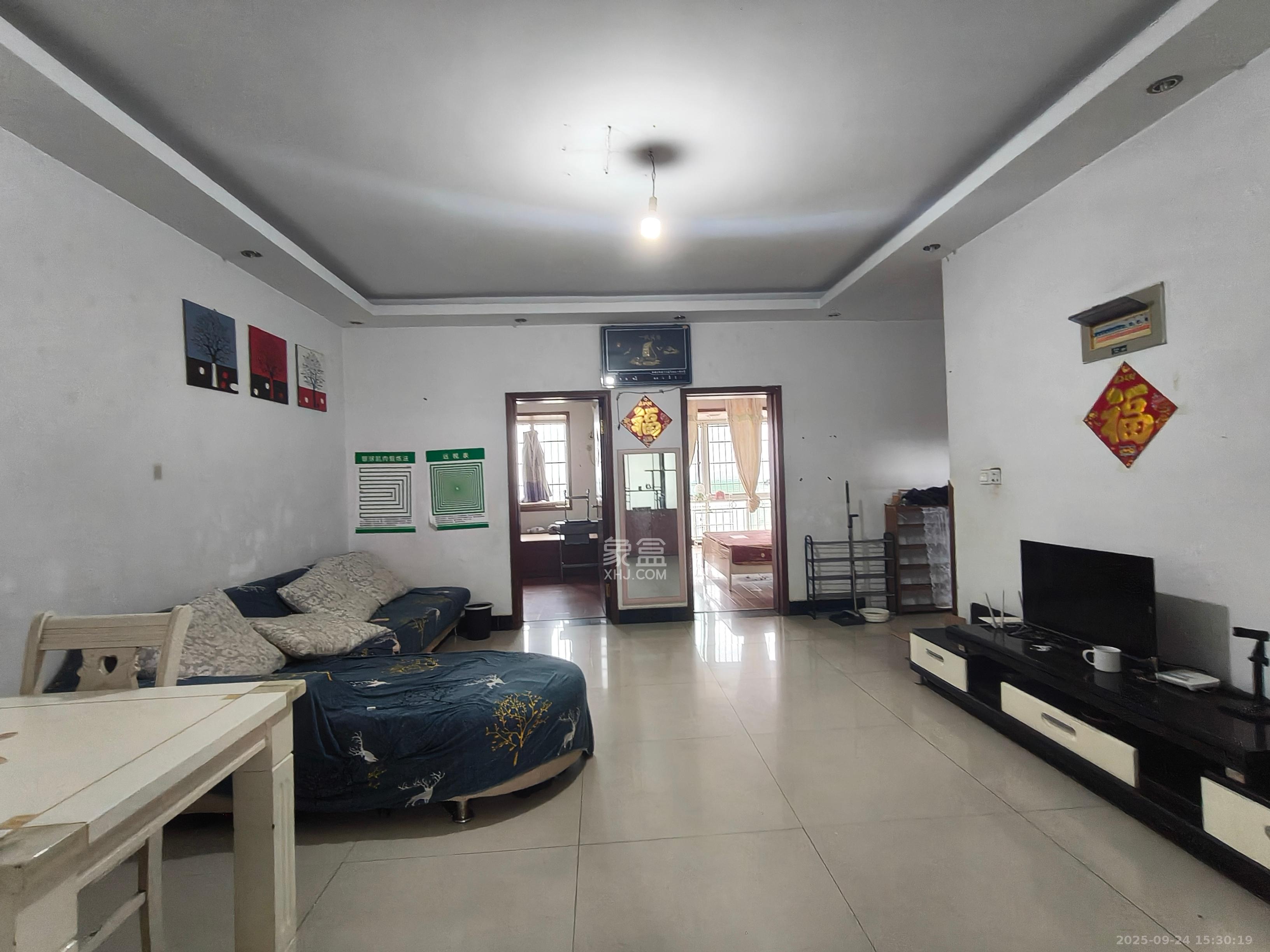 湘绣城  2室1厅1卫    1200.0元/月室内图