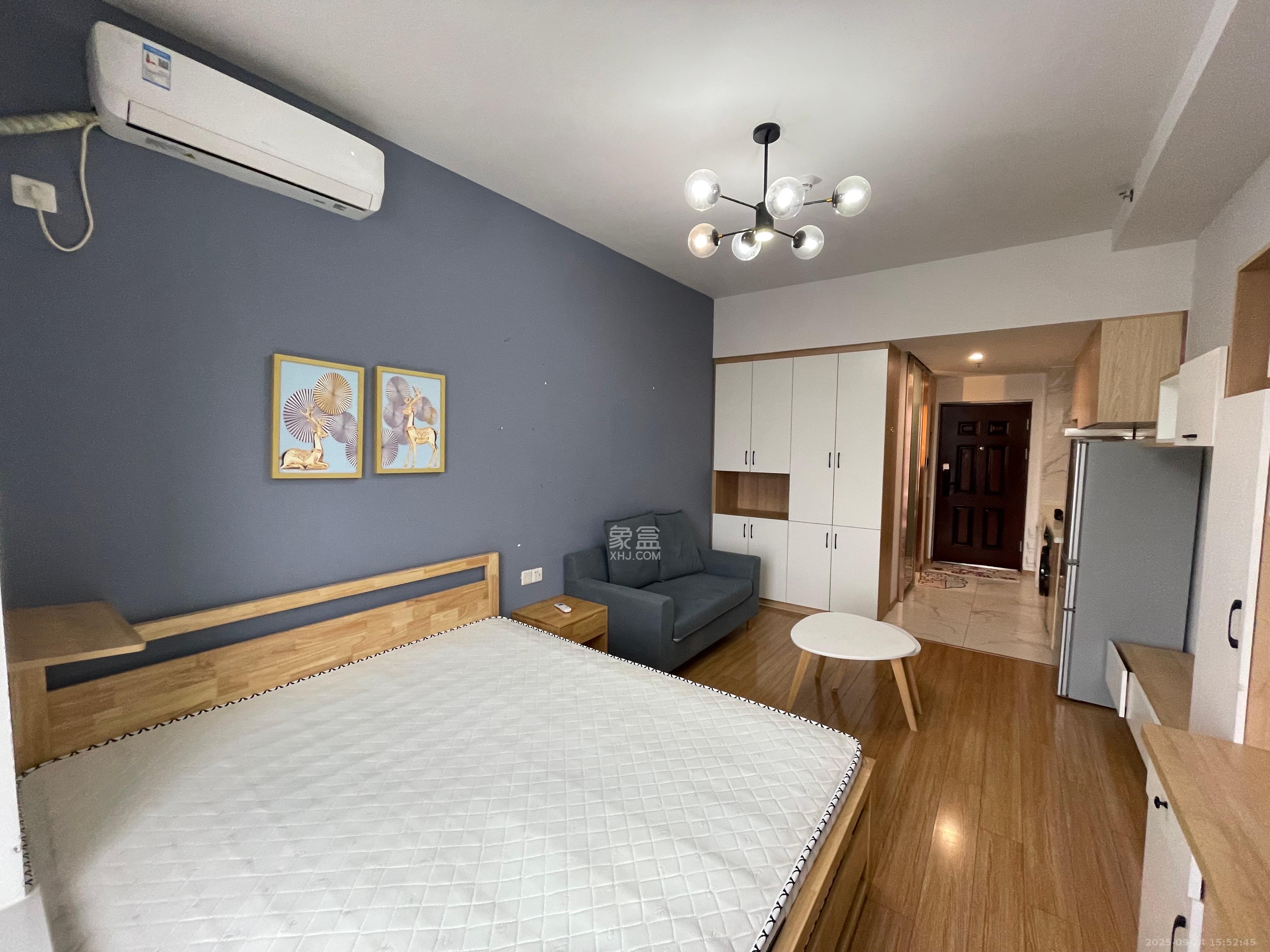 华润翡翠府 1室0厅1卫 1550.0元/月 华润翡翠府 1室0厅1卫 1550.0元/月室内图