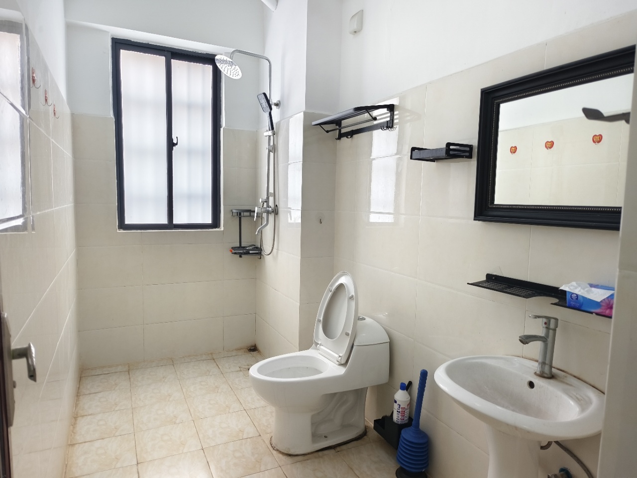 道客和悦坊  3室2厅2卫    2800.0元/月室内图