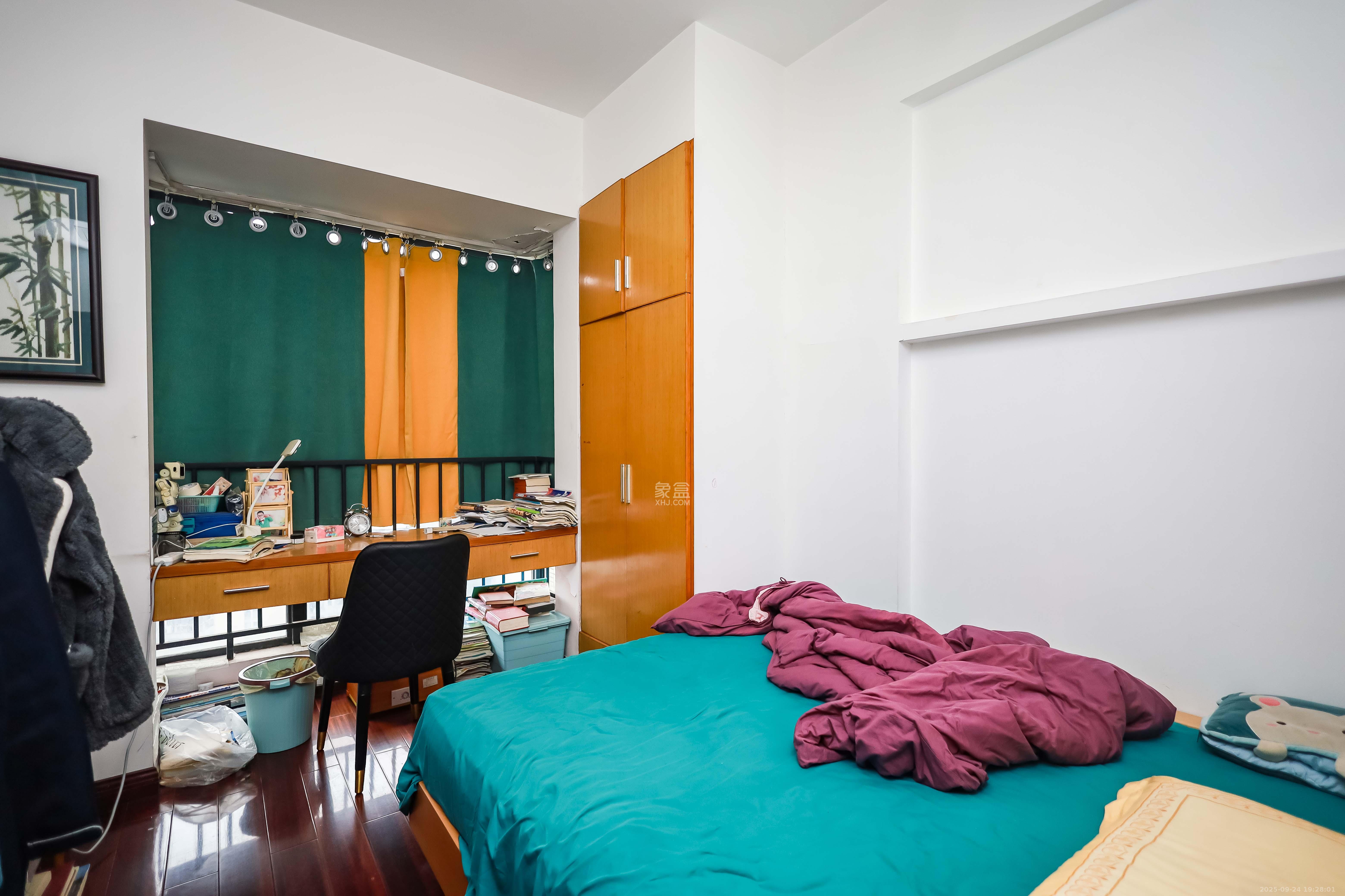 莱茵城 3室2厅1卫 106.0万 莱茵城 3室2厅1卫 106.0万卧室