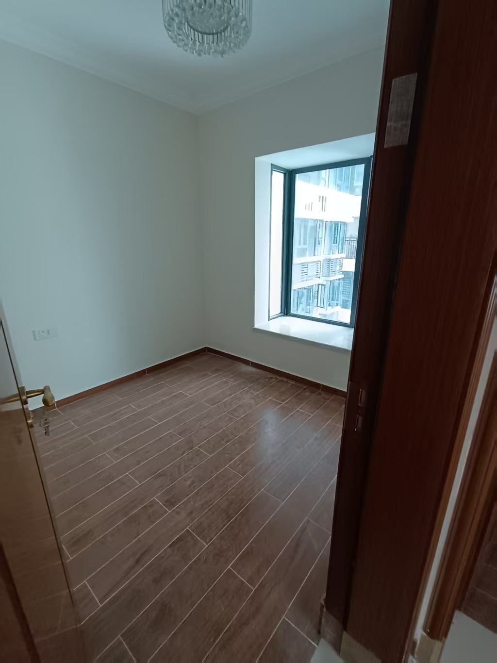 恒大美丽沙天宸湾 3室1厅1卫 3500.0元/月 恒大美丽沙天宸湾 3室1厅1卫 3500.0元/月室内图