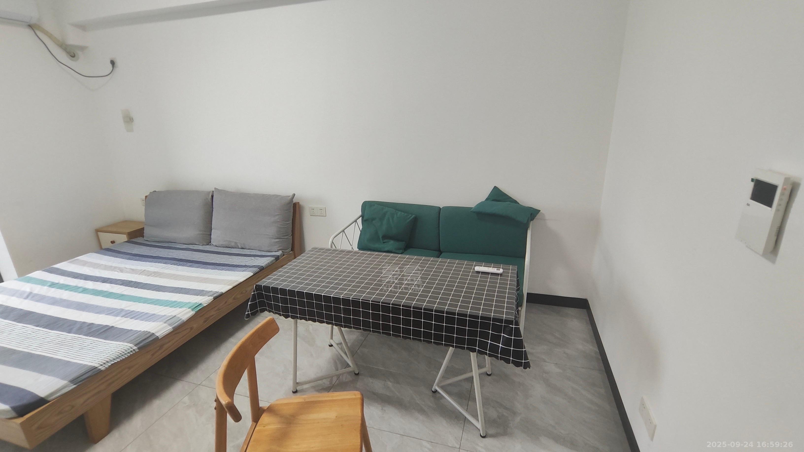 中泰财富湘江 1室1厅1卫 1200.0元/月 中泰财富湘江 1室1厅1卫 1200.0元/月室内图