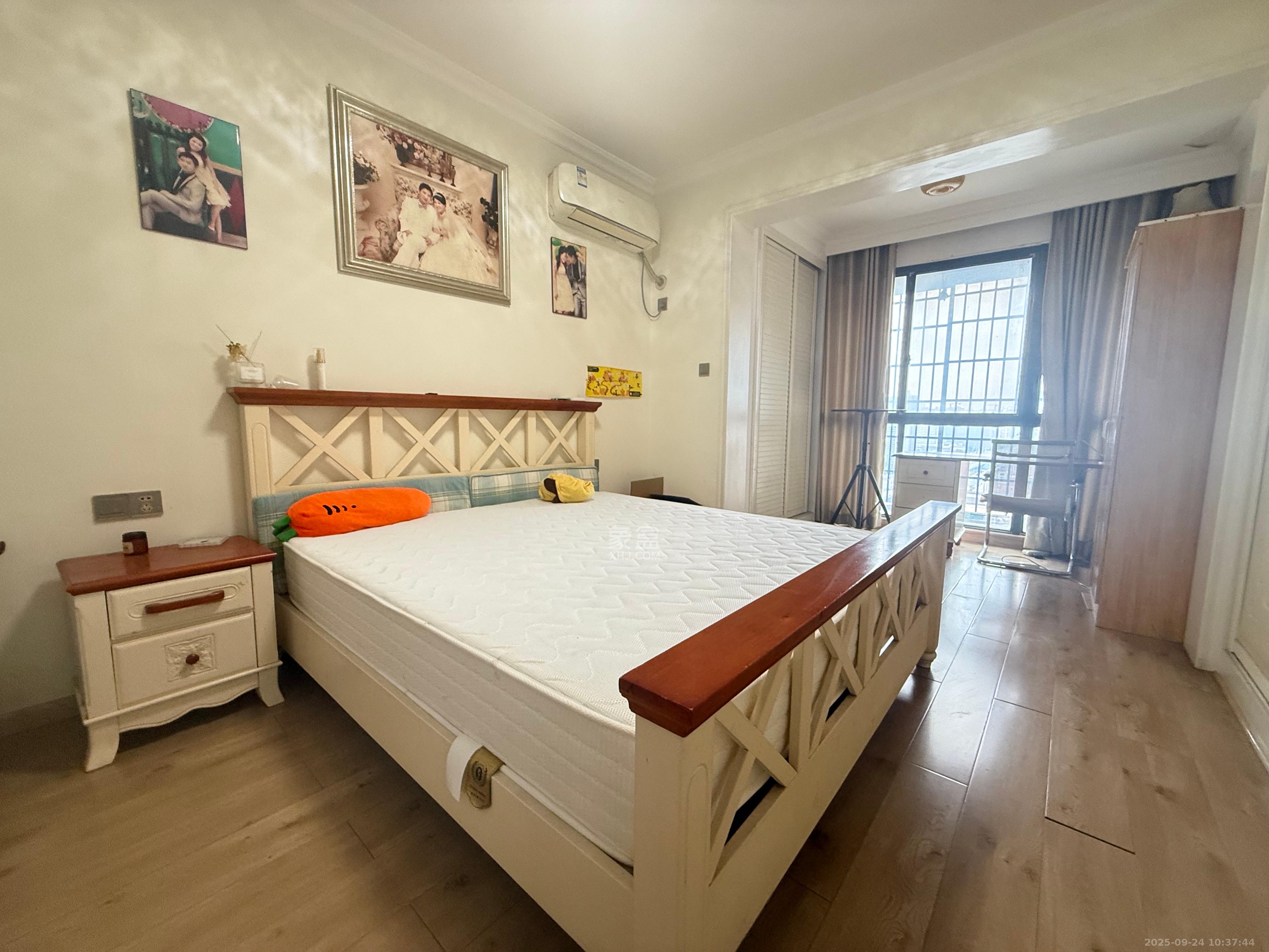 百纳广场(百纳公寓) 3室2厅0卫 3000.0元/月 百纳广场(百纳公寓) 3室2厅0卫 3000.0元/月室内图