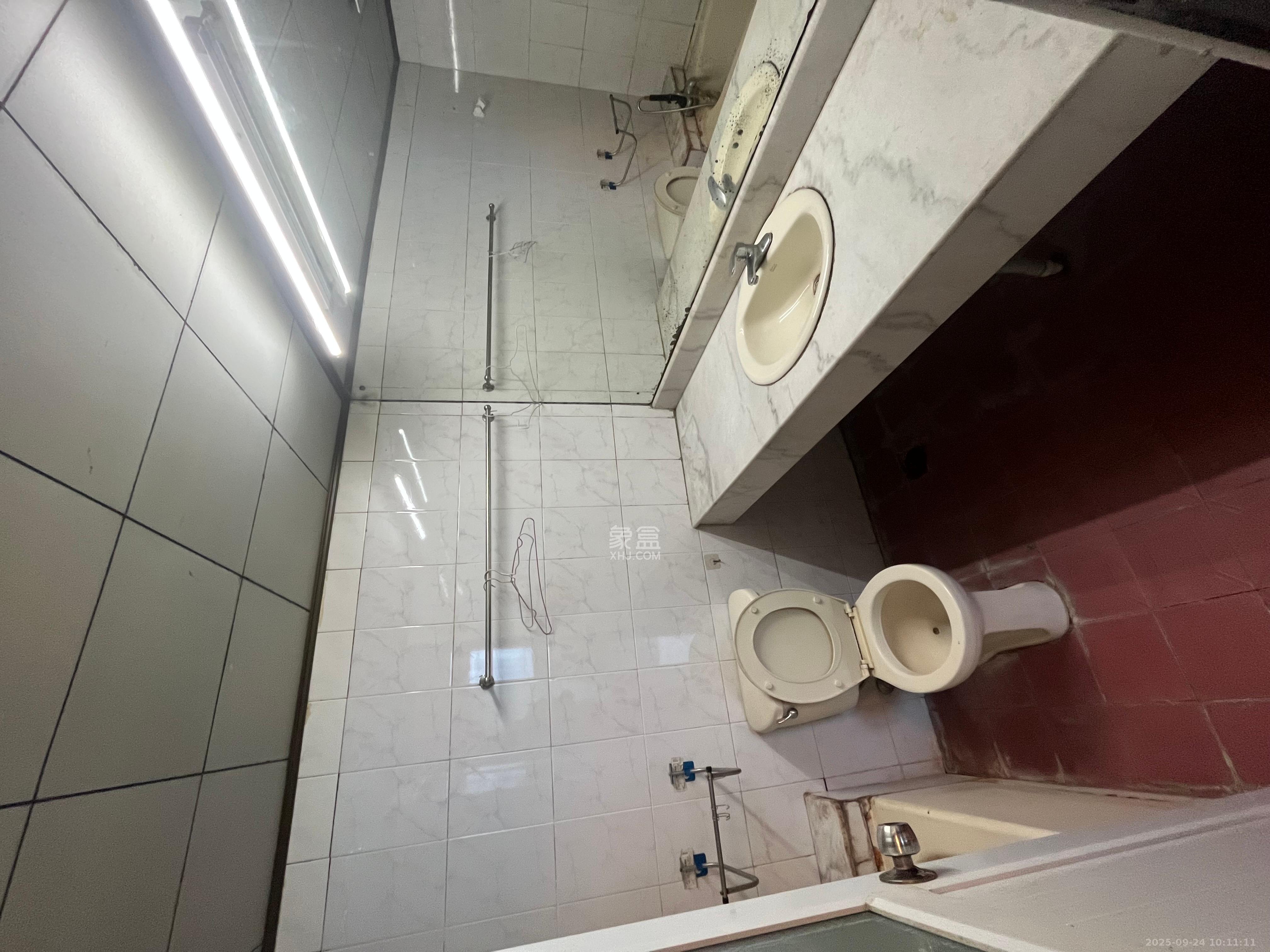 天心城市广场（黄金之城）  4室2厅1卫    3000.0元/月室内图