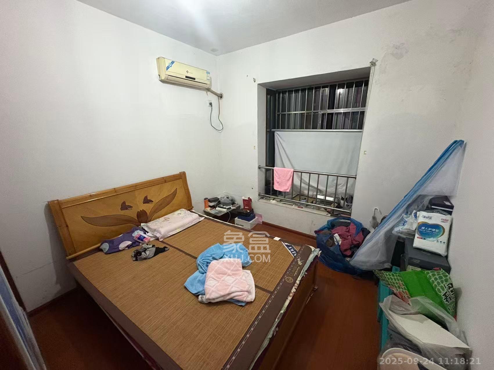 湘诚嘉园 2室2厅2卫 1950.0元/月 湘诚嘉园 2室2厅2卫 1950.0元/月室内图