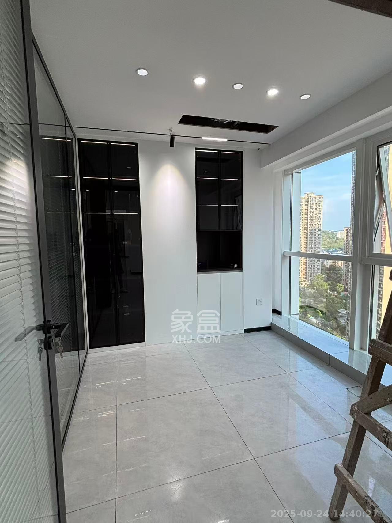 中建嘉和城  1室0厅0卫   9200.00元/月室内图