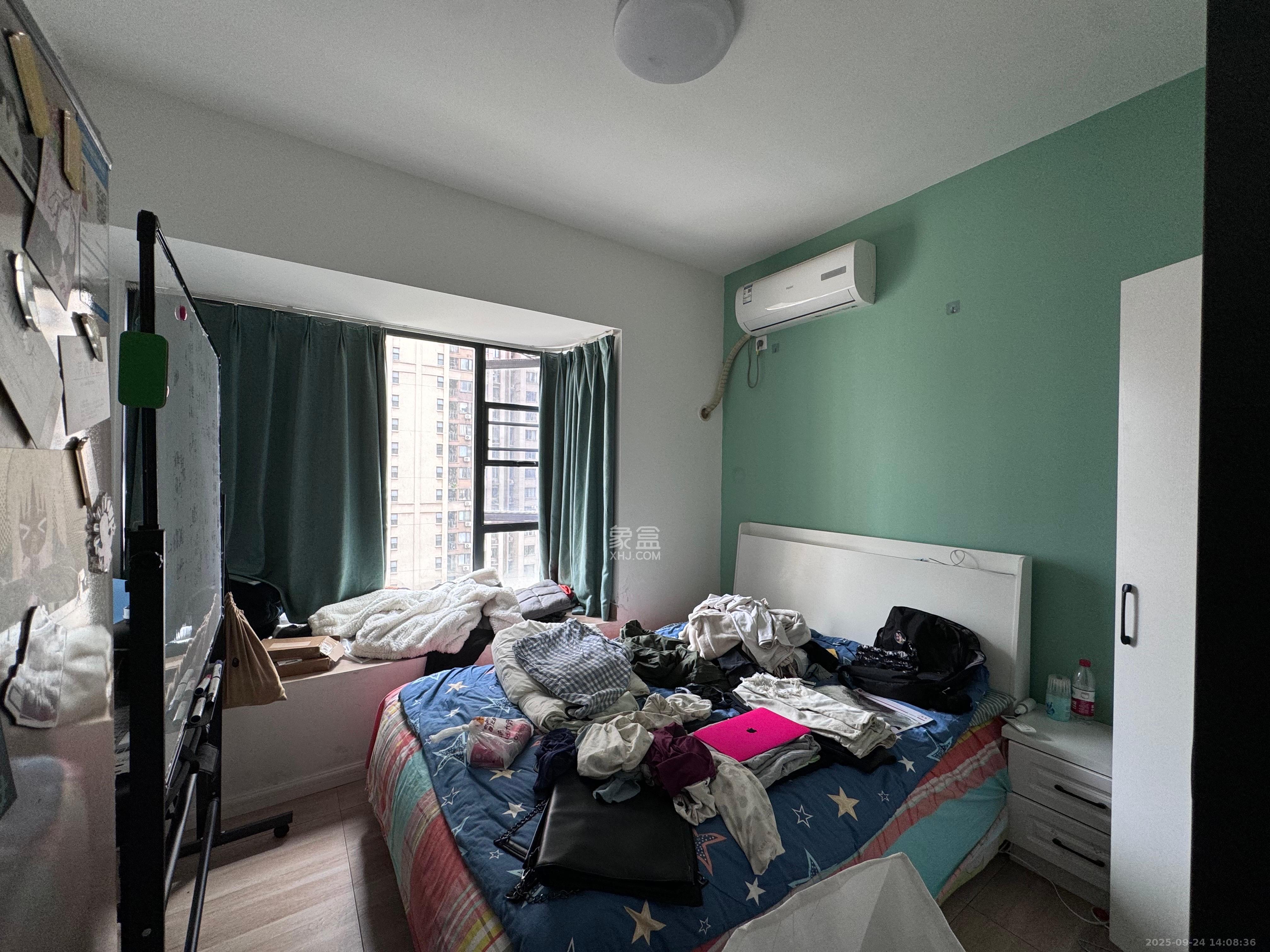 钰龙天下一期 1室2厅1卫 2300.0元/月 钰龙天下一期 1室2厅1卫 2300.0元/月室内图