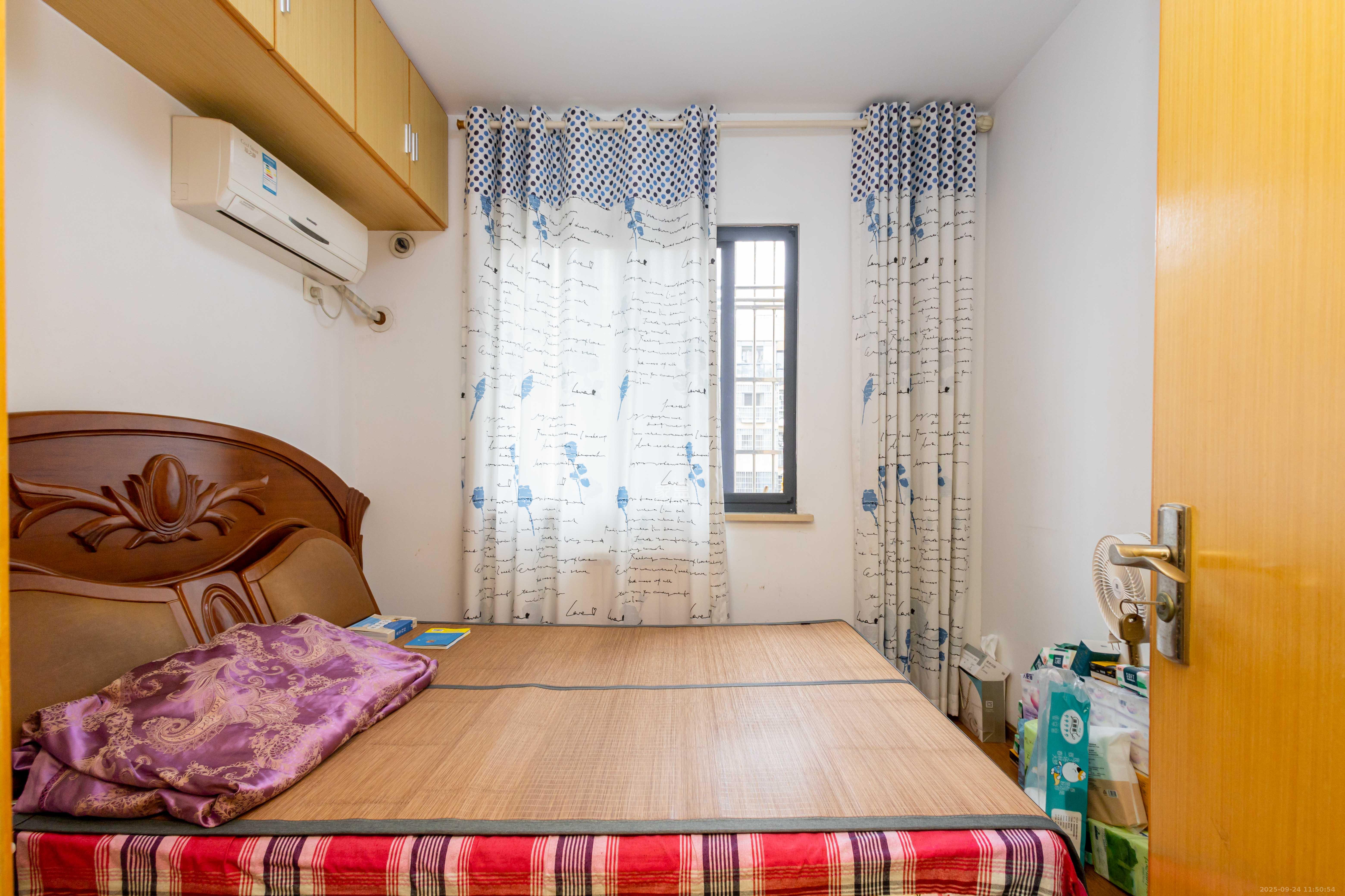 中国铁建国际城一期  3室2厅2卫    52.8万 中国铁建国际城一期  3室2厅2卫    52.8万卧室