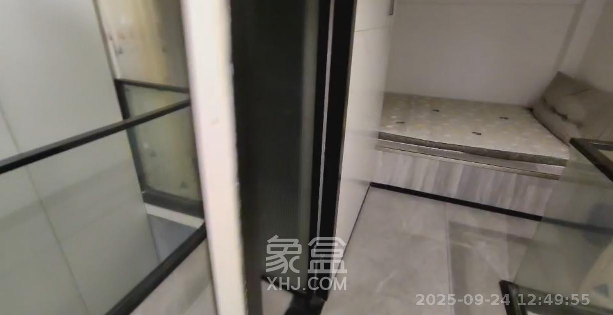 龙湖新壹城  1室1厅1卫    1500.0元/月室内图