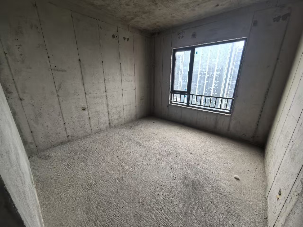 荣盛中央御府  4室2厅2卫    68.8万室内图