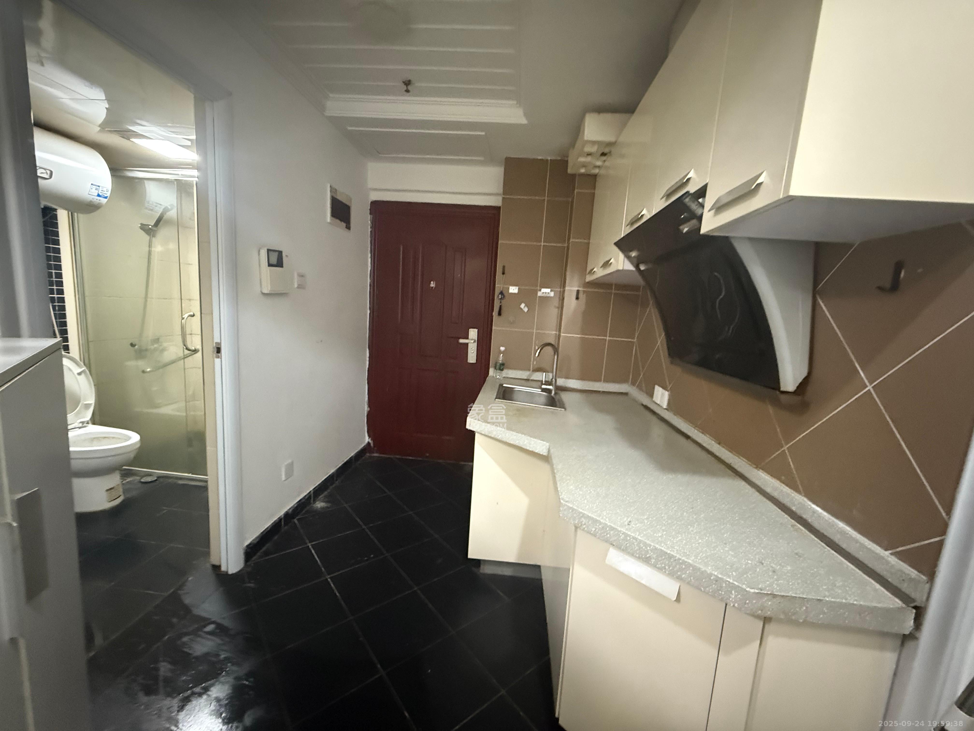 时代星城 1室1厅1卫 950.0元/月 时代星城 1室1厅1卫 950.0元/月室内图