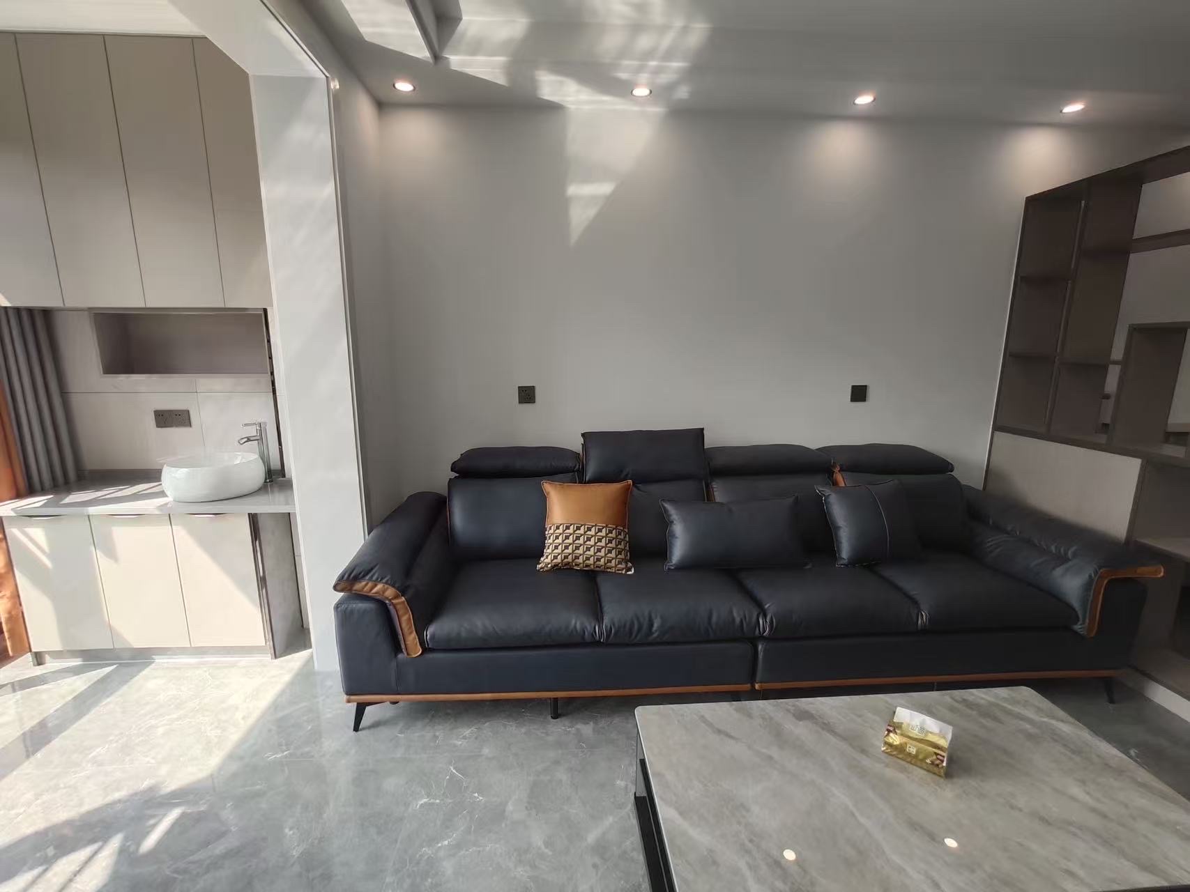 嘉荣苑  3室2厅2卫    2800.0元/月户型图