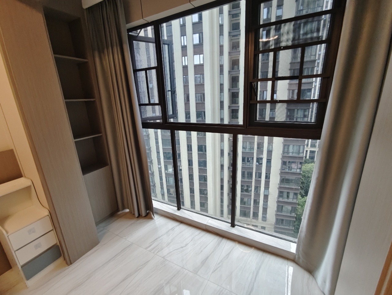 山水印象澜庭 1室1厅1卫 1700.0元/月 山水印象澜庭 1室1厅1卫 1700.0元/月室内图