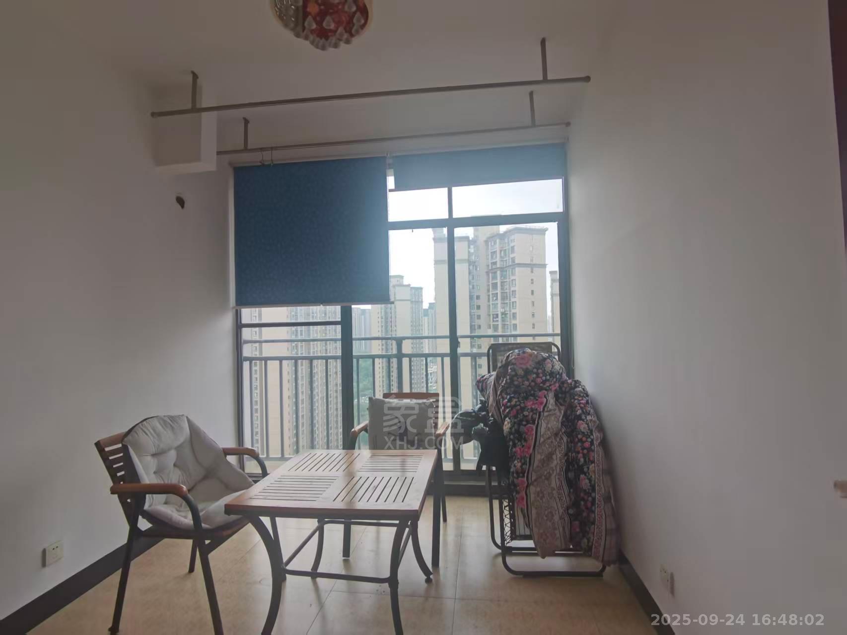 庐山春天早安华晨 2室1厅1卫 1700.0元/月 庐山春天早安华晨 2室1厅1卫 1700.0元/月室内图