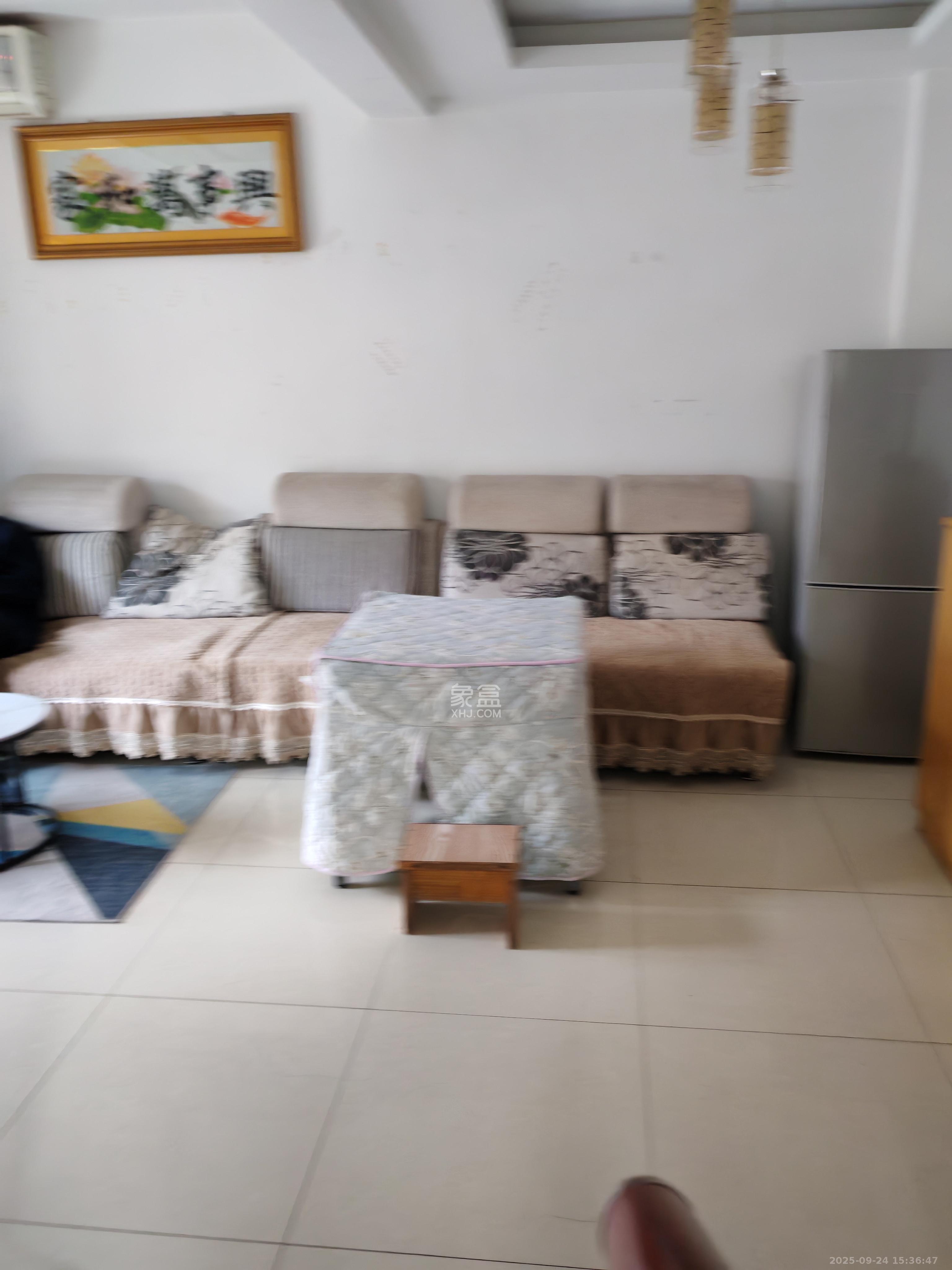 西城龙庭 2室1厅1卫 1900.0元/月 西城龙庭 2室1厅1卫 1900.0元/月室内图