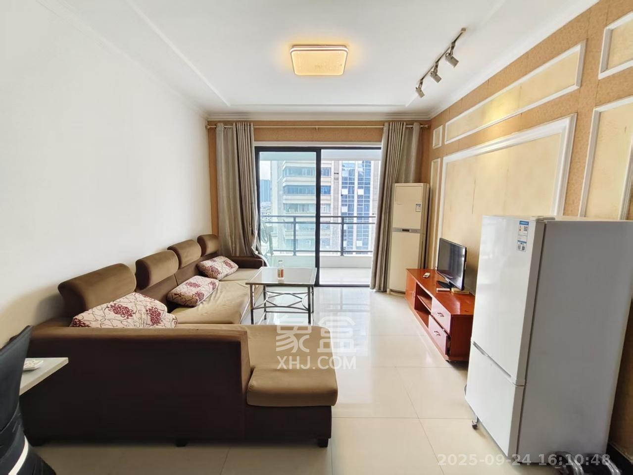 奥克斯广场  3室2厅1卫    2600.0元/月 奥克斯广场  3室2厅1卫    2600.0元/月