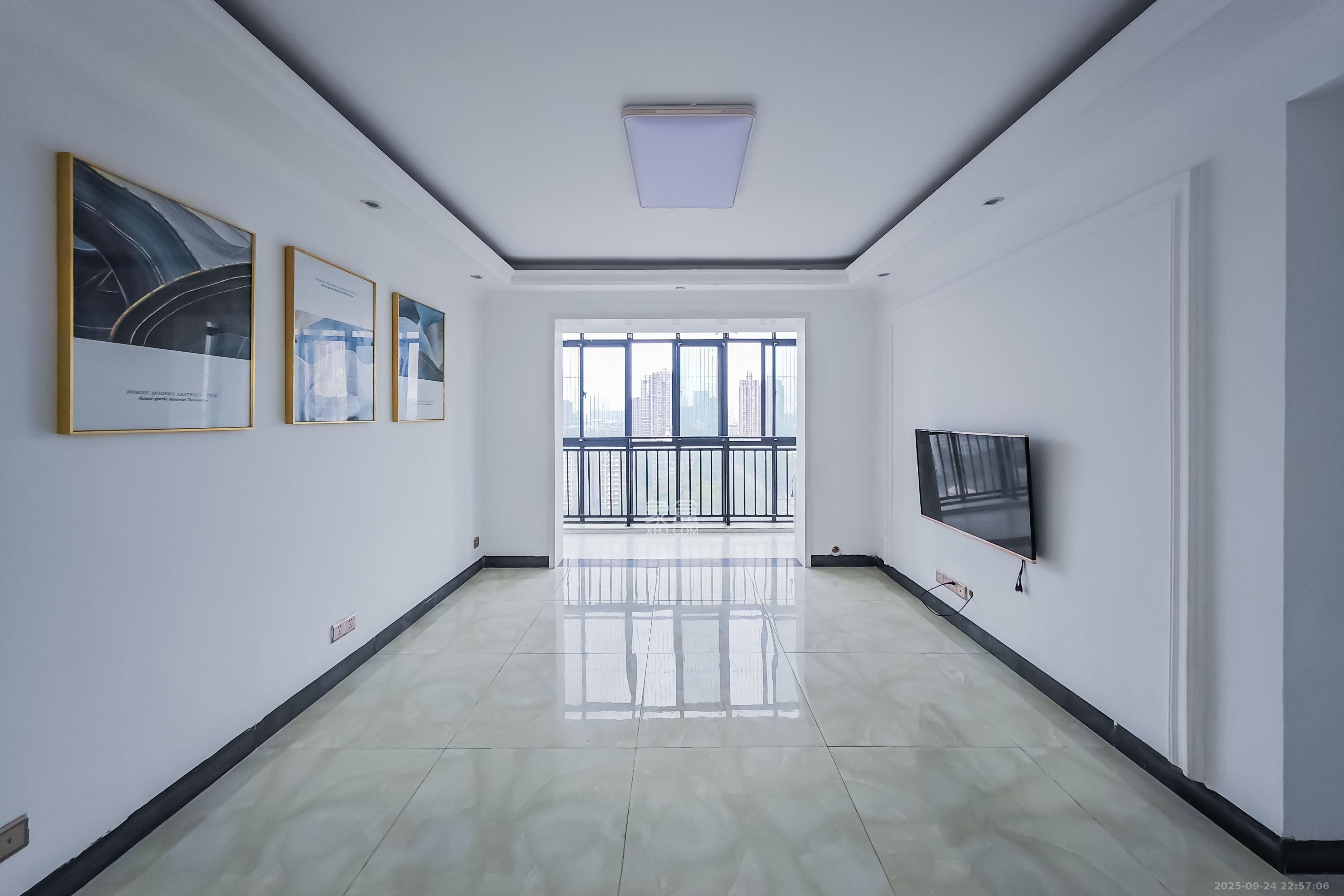 海拔东方 2室1厅1卫 76.8万 海拔东方 2室1厅1卫 76.8万客厅