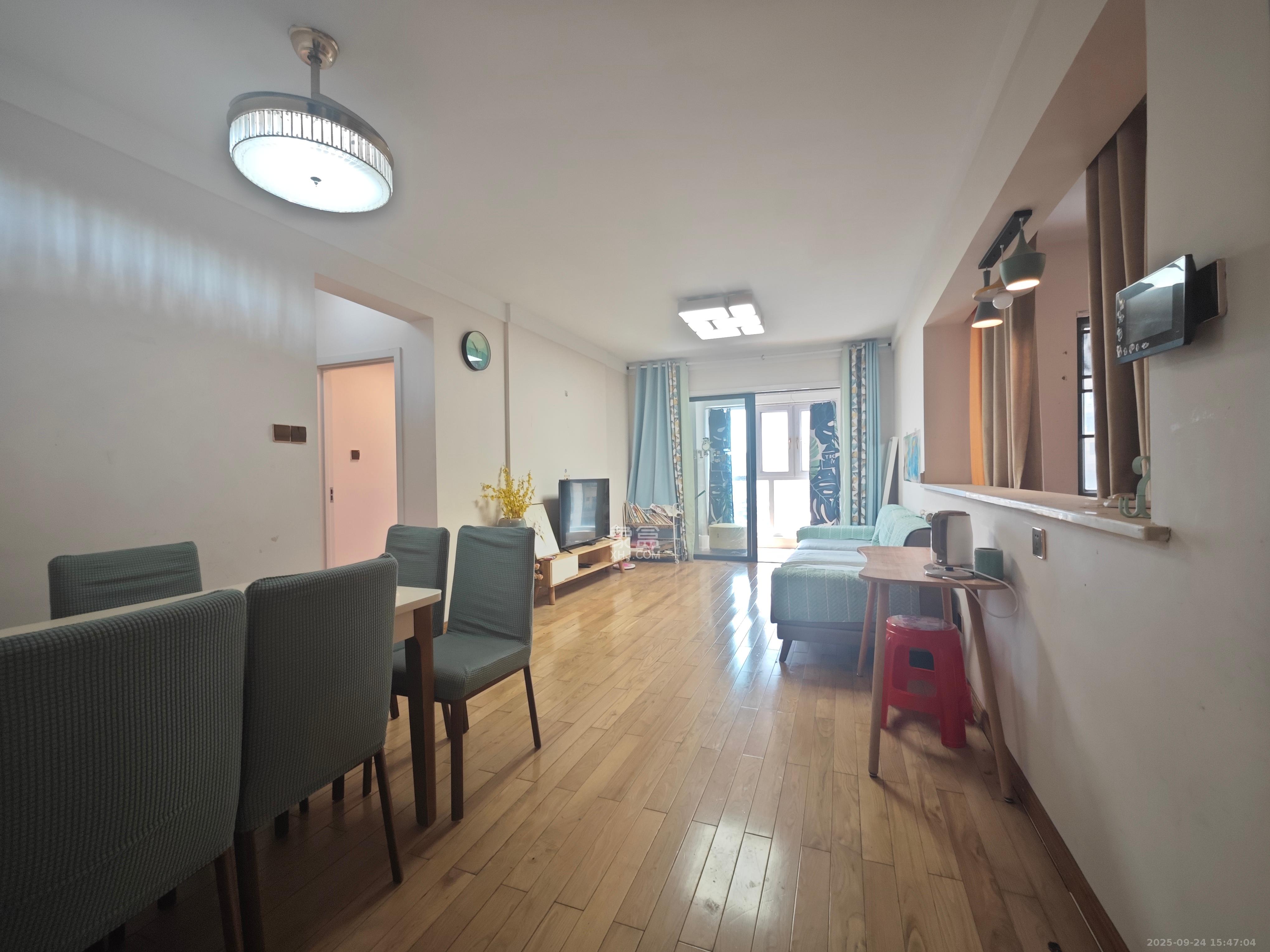 保利城(中航城国际社区、郡原美村)  3室2厅1卫    2200.0元/月 保利城(中航城国际社区、郡原美村)  3室2厅1卫    2200.0元/月